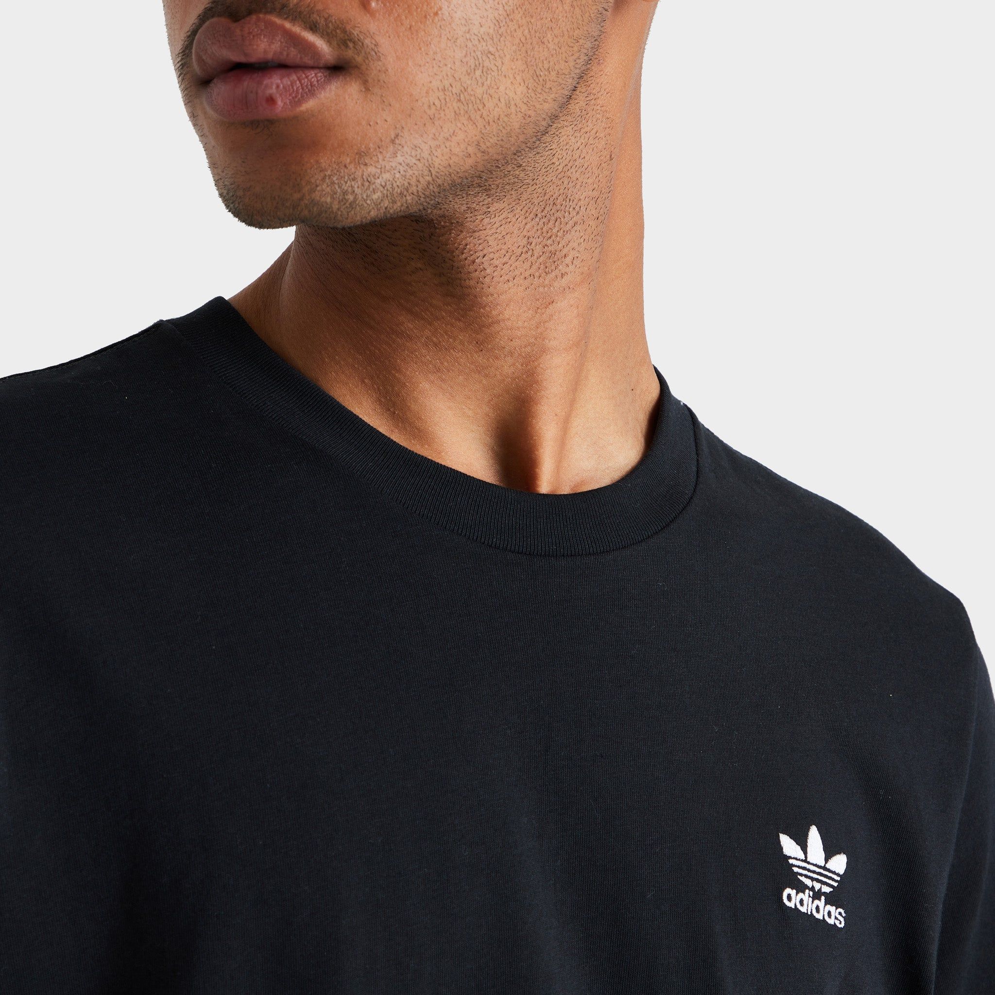 adidas Originals Loungewear Adicolor Essentials Trefoil T-shirt / Black sold by JD Sports product image thumbnail 4