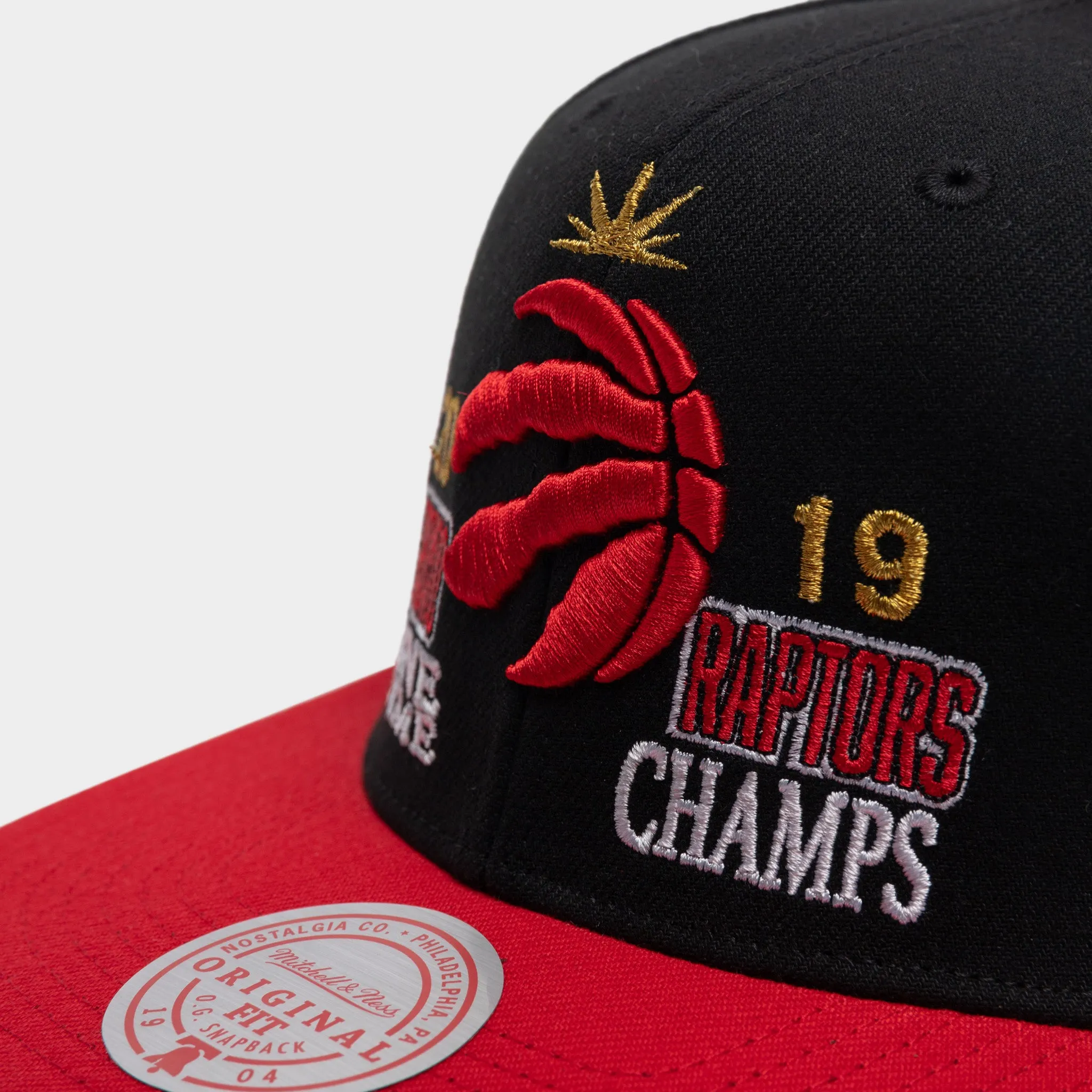 Mitchell & Ness Toronto Raptors Champ Is Here Snapback / Black sold by JD Sports product image thumbnail 4