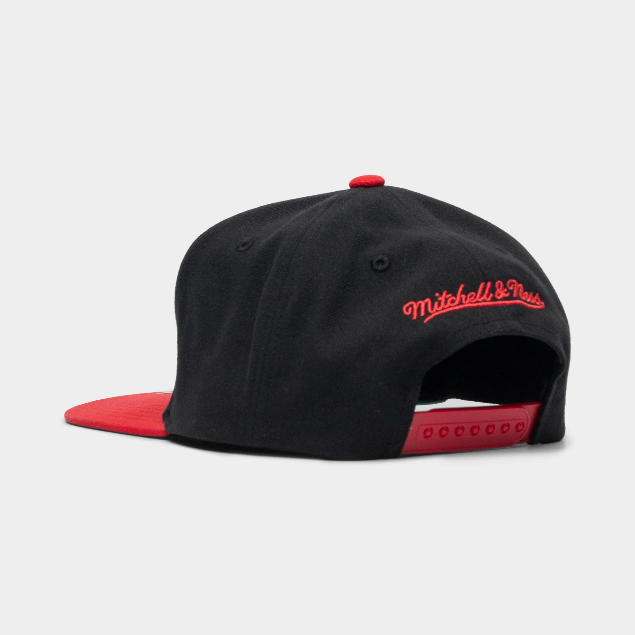 Mitchell & Ness Toronto Raptors Champ Is Here Snapback / Black sold by JD Sports product image thumbnail 2