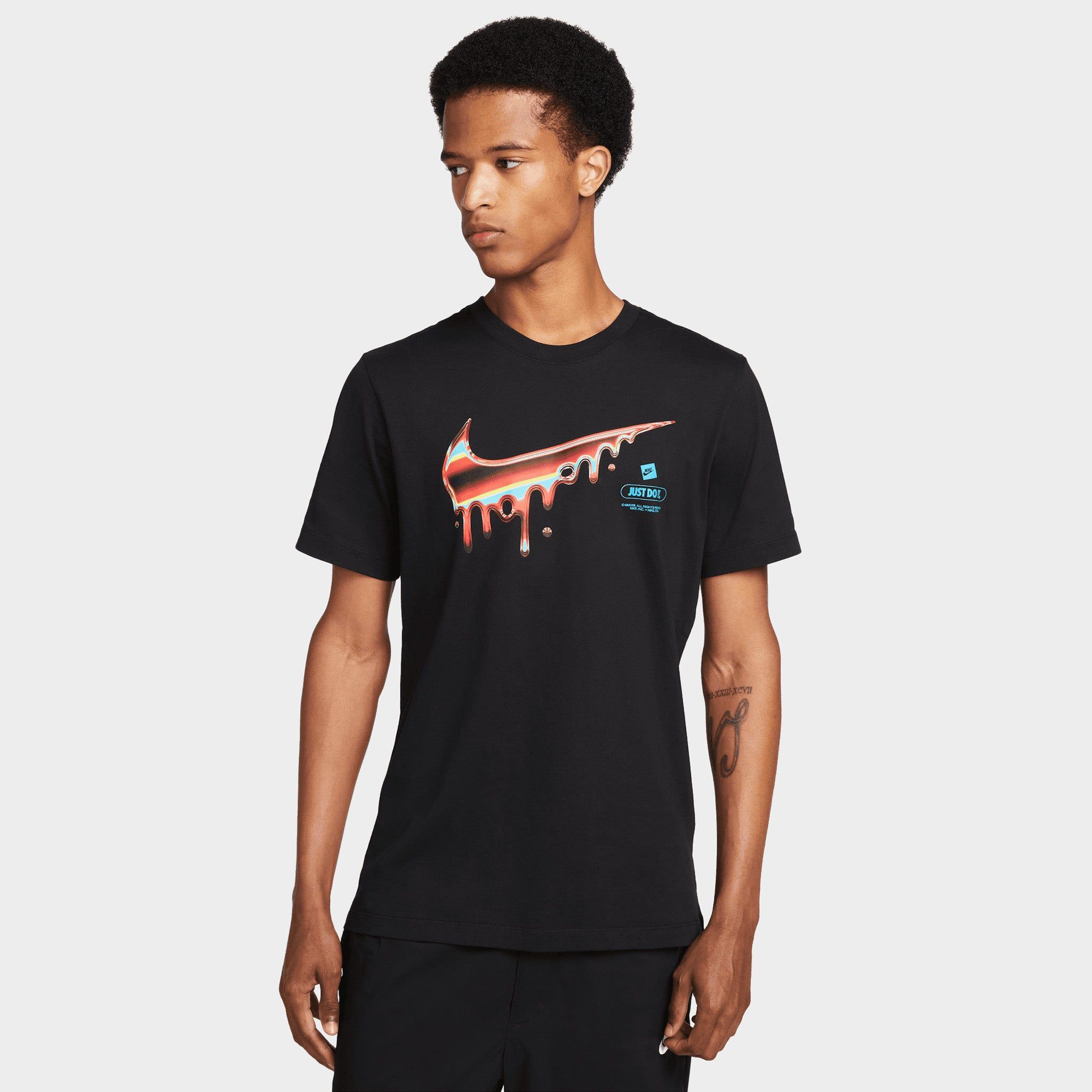 Nike Sportswear Heatwave T-shirt / Black sold by JD Sports