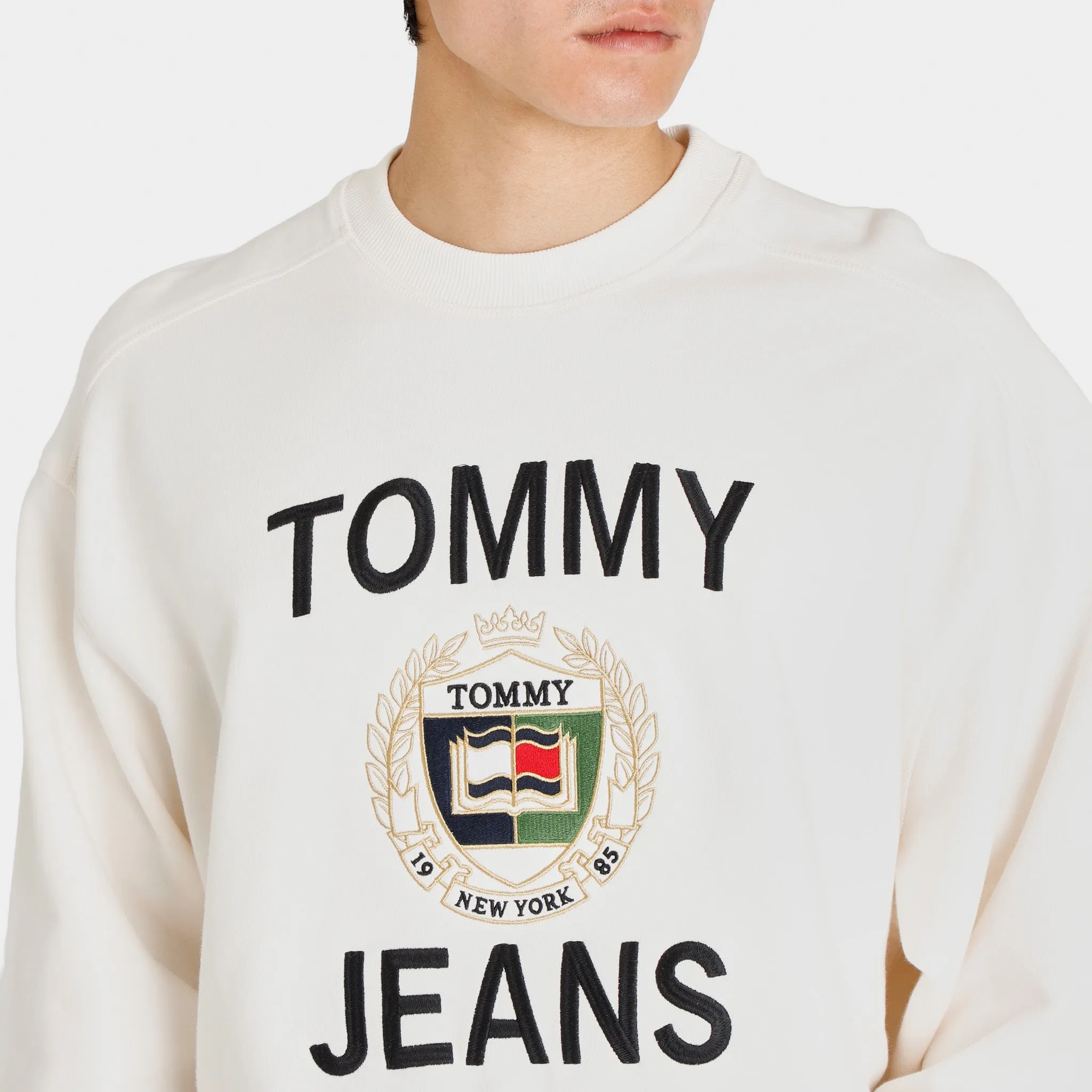 Tommy Jeans TJ Crest Logo Crewneck / Ancient White sold by JD Sports product image thumbnail 4