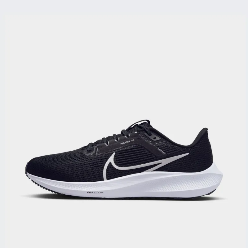 Nike Pegasus 40 Black / Iron Grey - White sold by JD Sports
