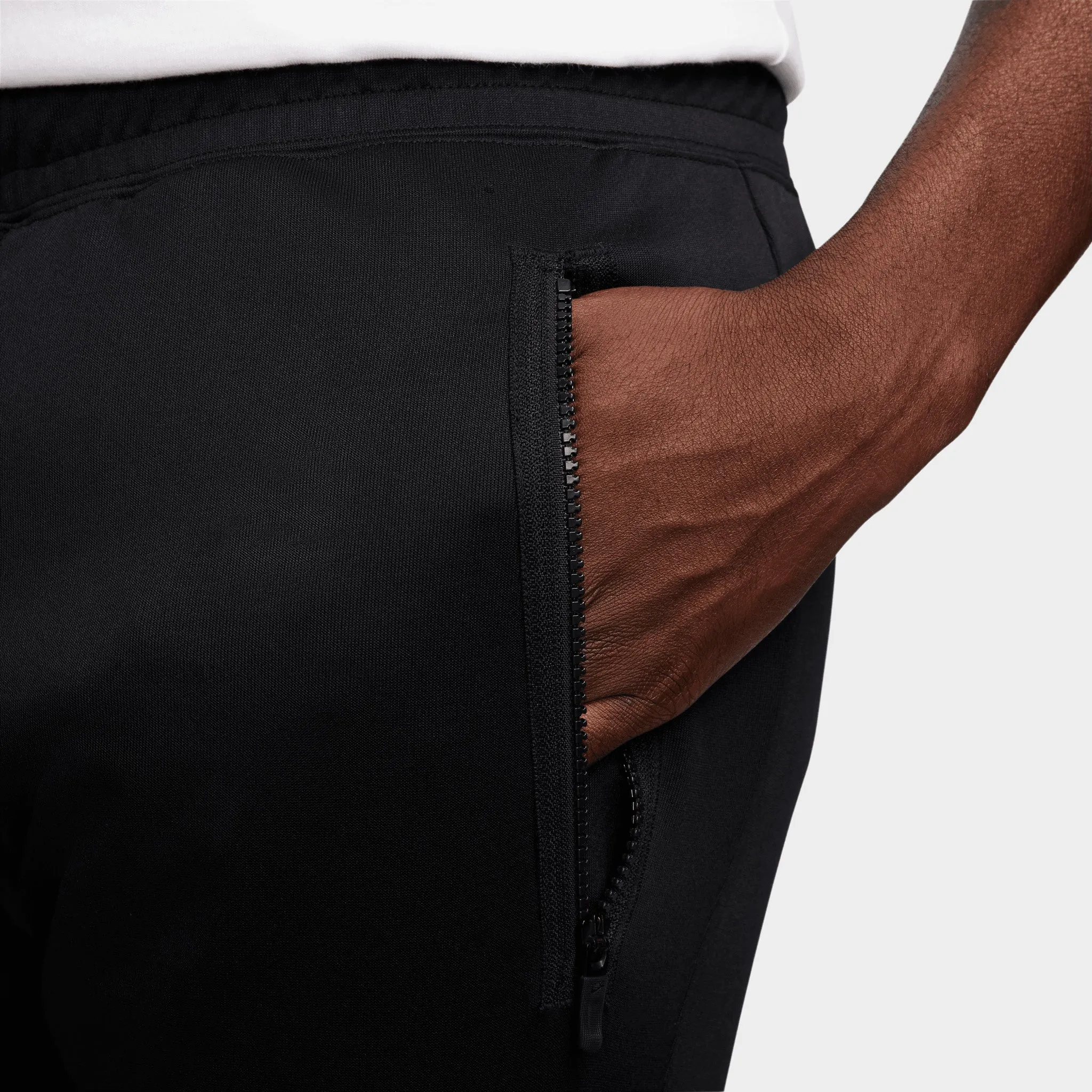 Nike Sportswear Air Max Shorts Black / Game Royal sold by JD Sports product image thumbnail 4