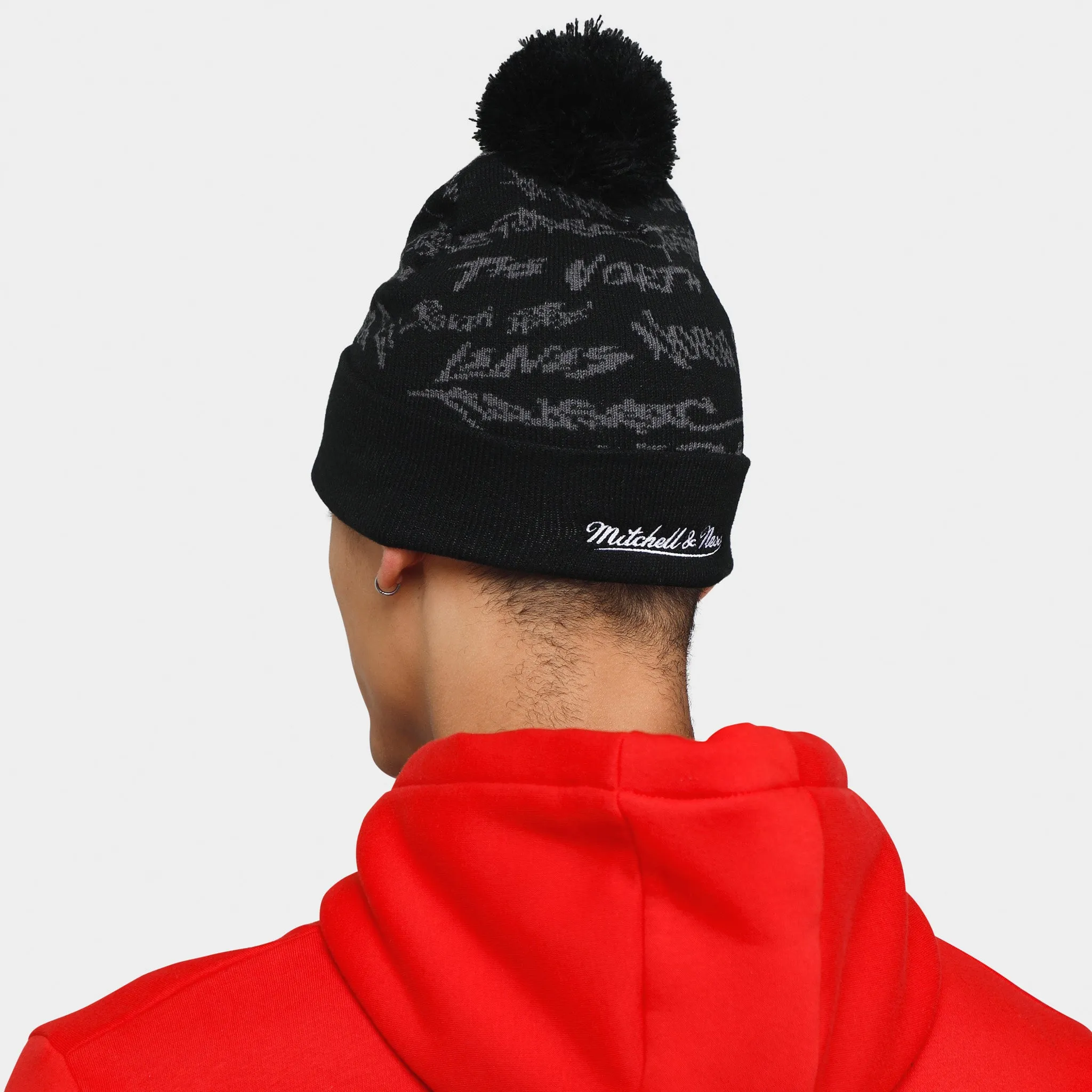 Mitchell & Ness Toronto Raptors Meaningful Words Knit Hat / Black sold by JD Sports product image thumbnail 2