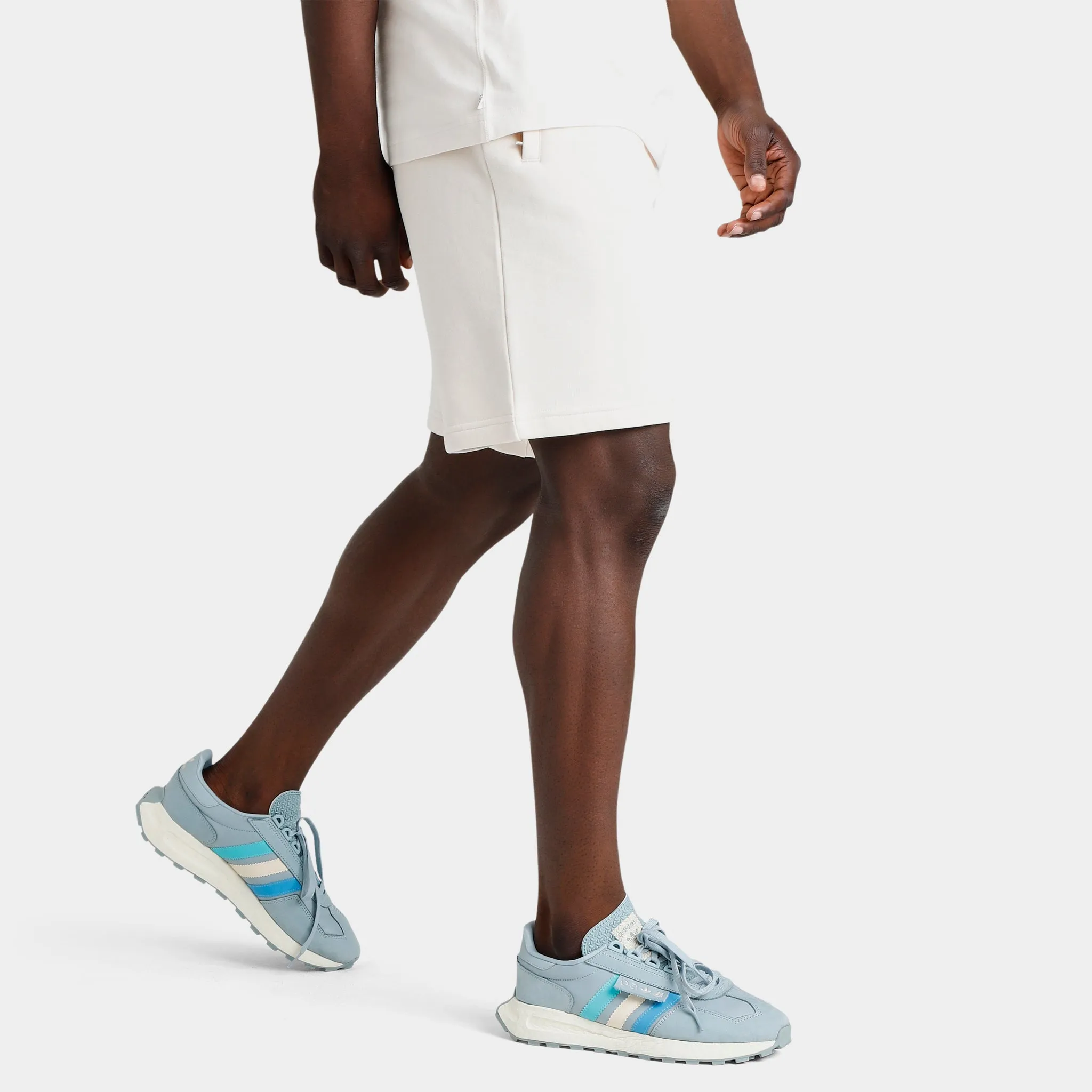 adidas Originals Adicolor Essentials Trefoil Shorts / Wonder White sold by JD Sports product image thumbnail 4