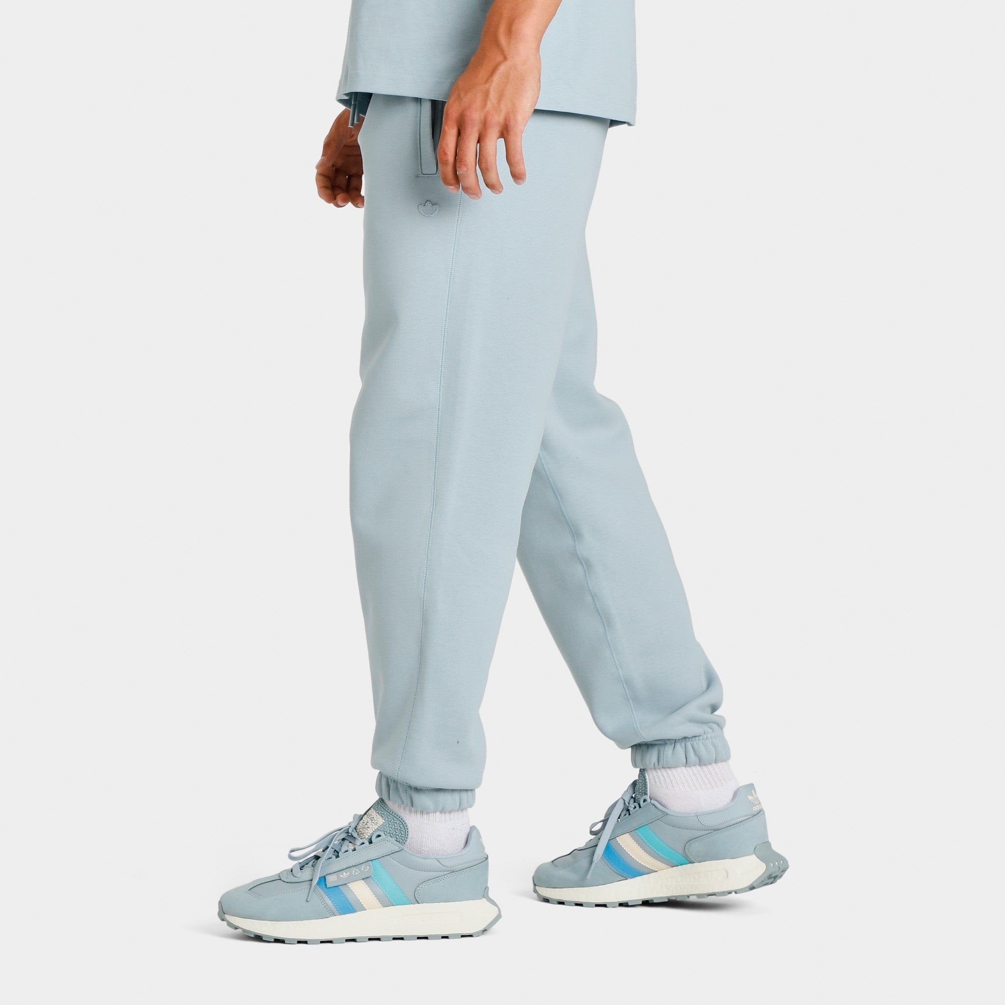 adidas Originals Adicolour Trefoil Sweatpants / Magic Grey sold by JD Sports product image thumbnail 2