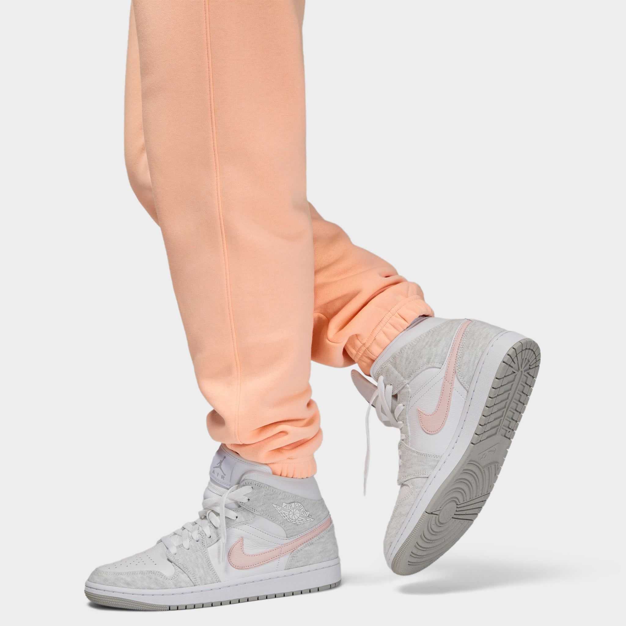 Jordan Women's Brooklyn Fleece Pants / Sunset Haze sold by JD Sports product image thumbnail 4