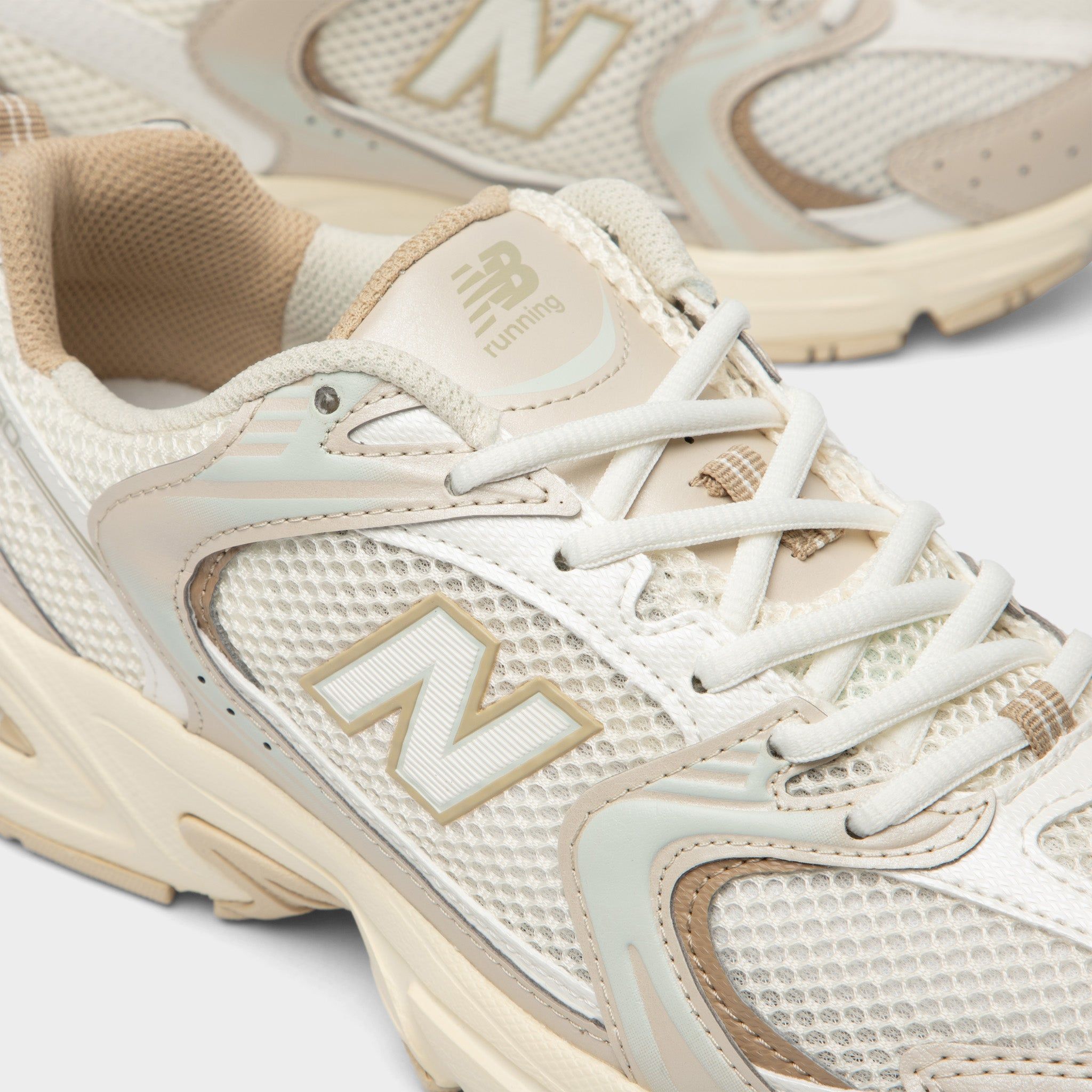 New Balance MR530AA / Beige sold by JD Sports product image thumbnail 3