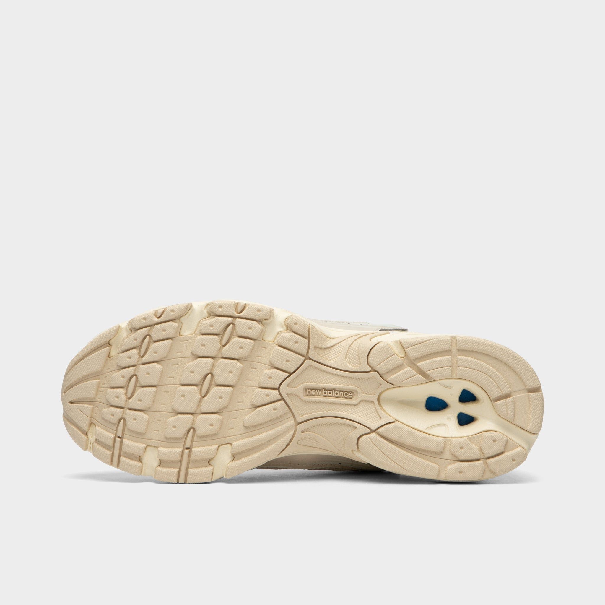 New Balance MR530AA / Beige sold by JD Sports product image thumbnail 6