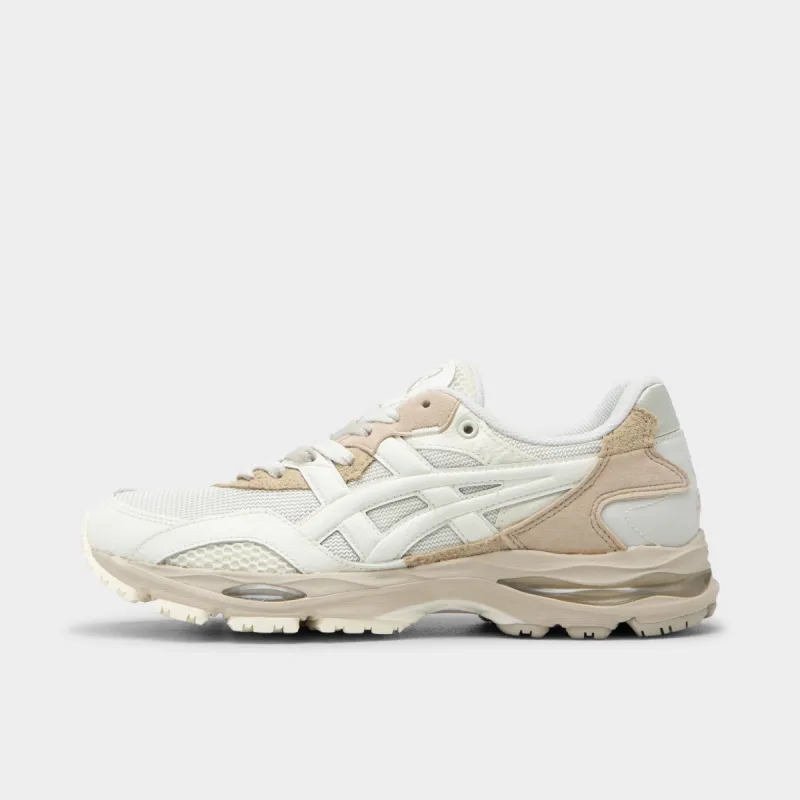 ASICS Women's Gel-MC Plus Ivory / Putty sold by JD Sports