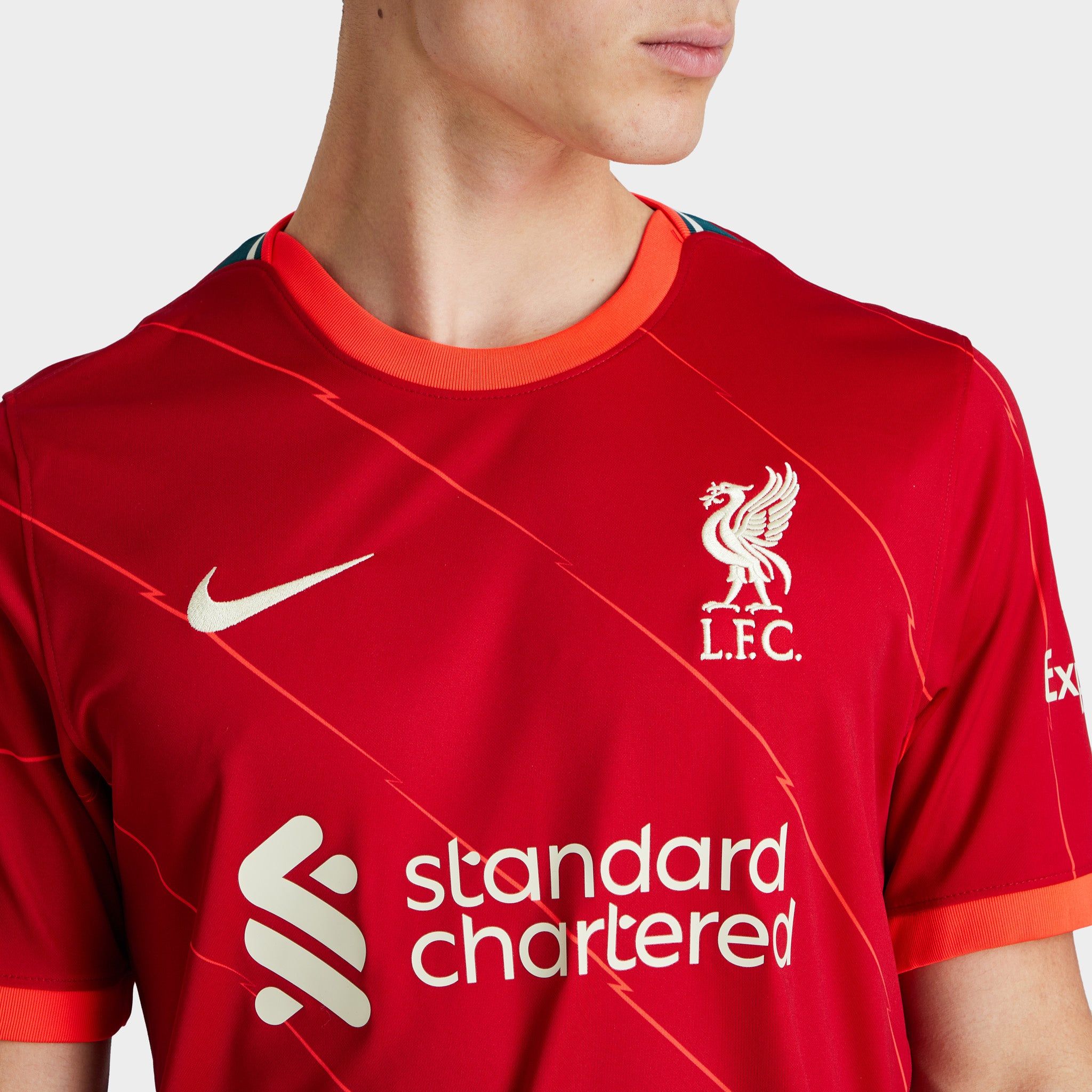 Nike Liverpool FC 2021/22 Stadium Home Jersey Gym Red / Bright Crimson - Fossil sold by JD Sports product image thumbnail 4