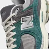 New Balance M2002REM Green / Grey - Black sold by JD Sports