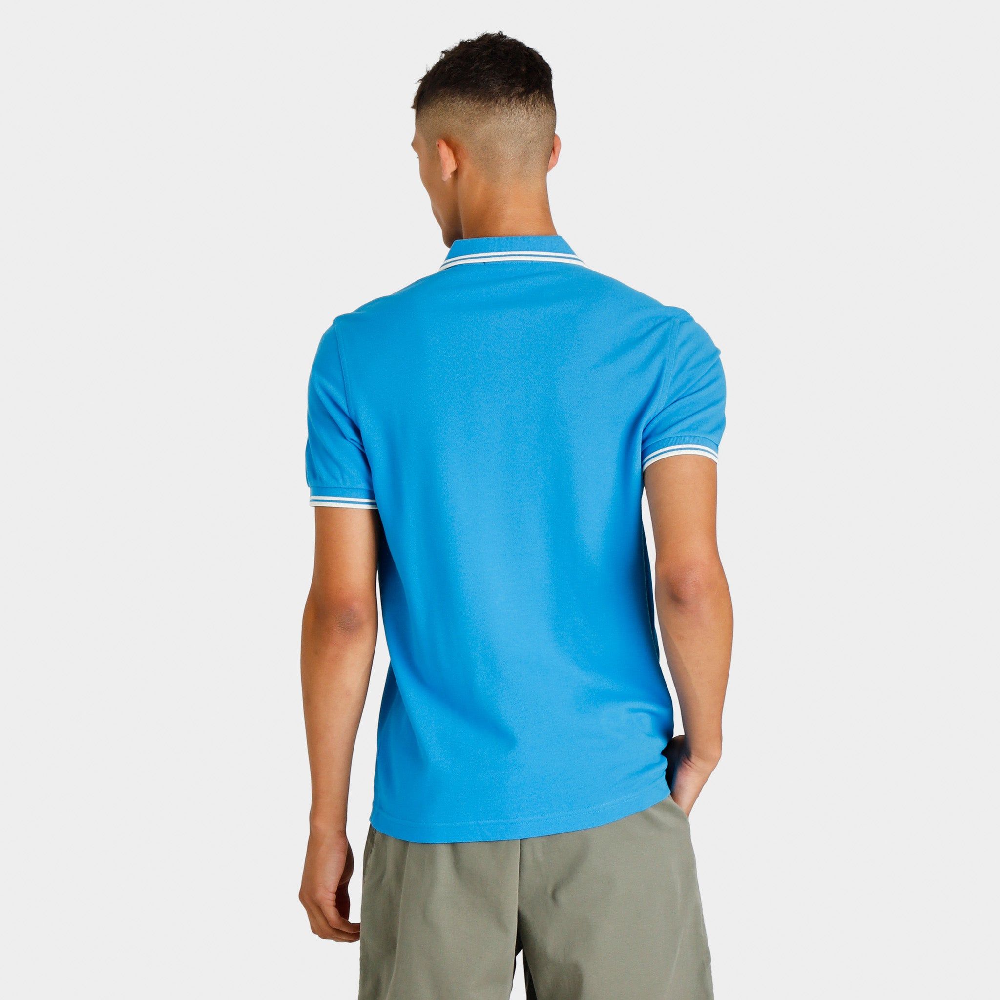 Fred Perry Twin Tipped Polo T-shirt / Kingfisher sold by JD Sports product image thumbnail 2