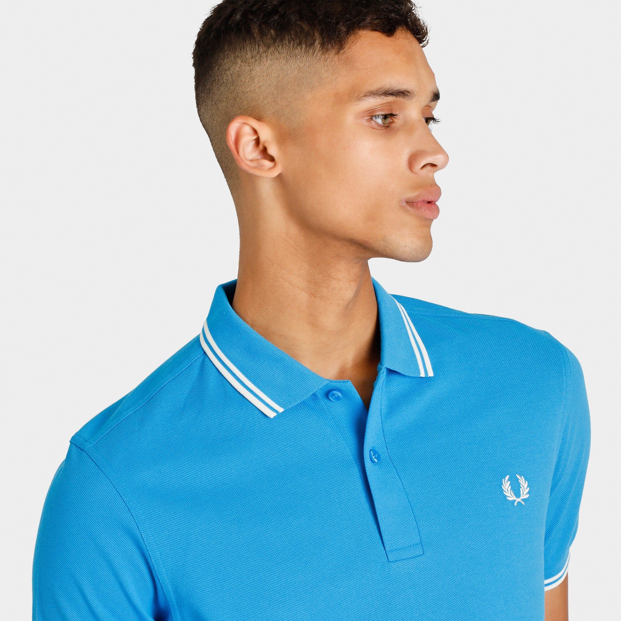 Fred Perry Twin Tipped Polo T-shirt / Kingfisher sold by JD Sports product image thumbnail 3