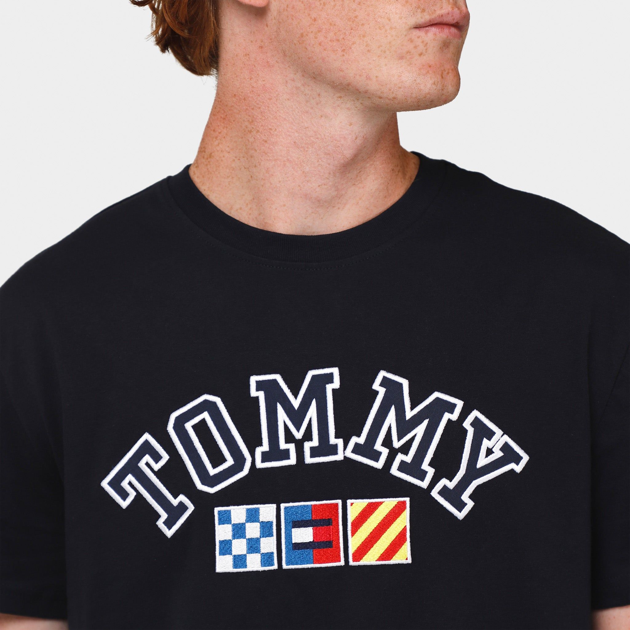 Tommy Jeans Archive Sailing T-shirt / Desert Sky sold by JD Sports product image thumbnail 4