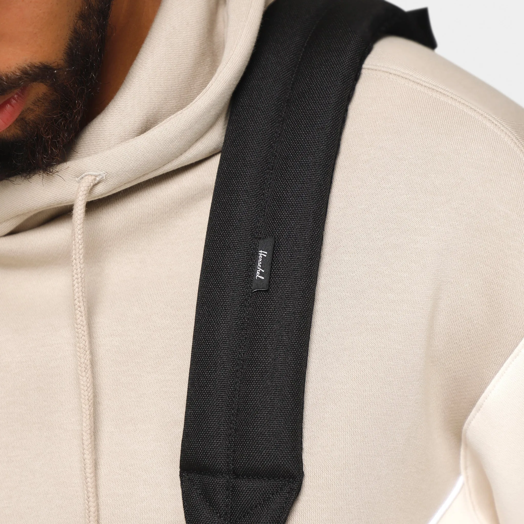 Herschel Classic XL Backpack / Black sold by JD Sports product image thumbnail 3