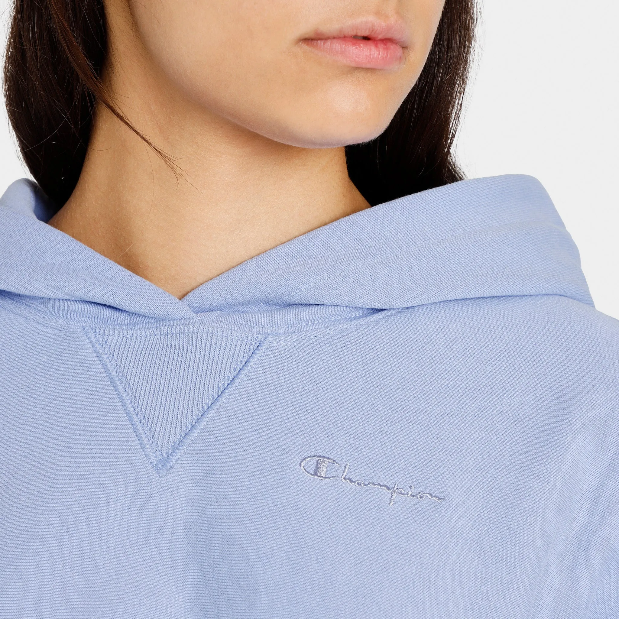 Champion Women's Reverse Weave French Terry Crop Curve Hem Pullover Hoodie / Charming Blue sold by JD Sports product image thumbnail 4