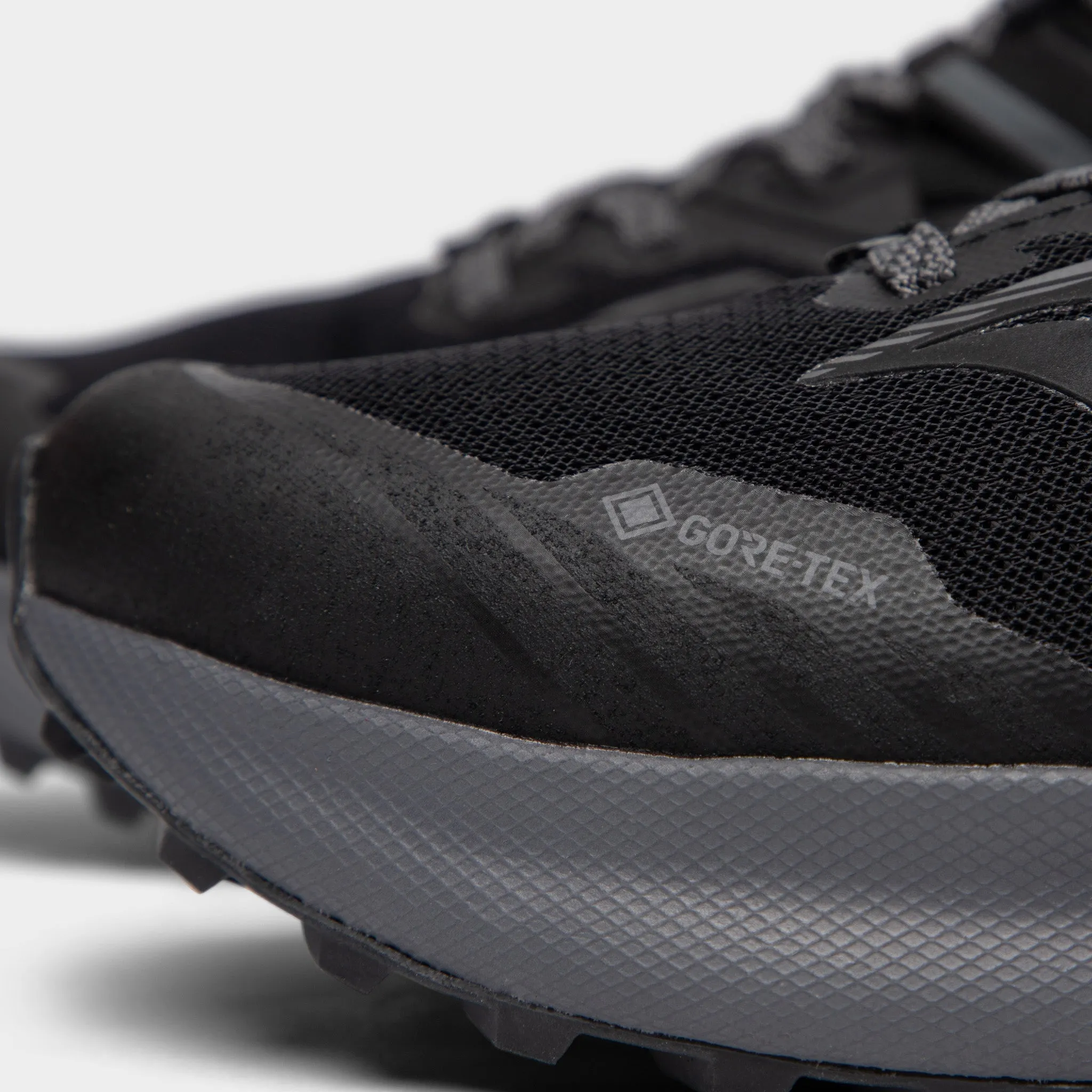 Saucony Ride 15 TR GTX Black / Charcoal sold by JD Sports product image thumbnail 3