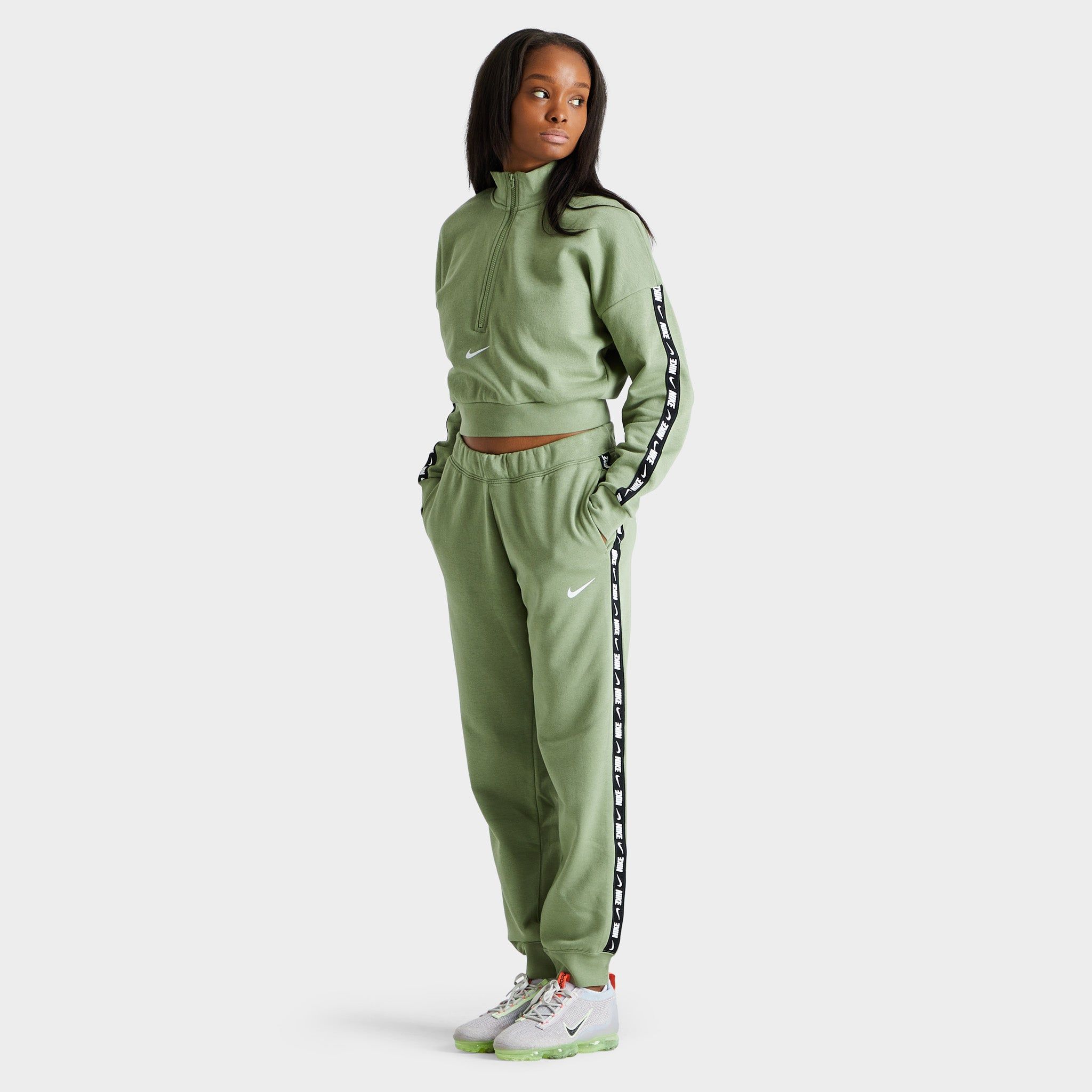 Nike Women's Sportswear Essential Fleece Pants / Oil Green sold by JD Sports product image thumbnail 5
