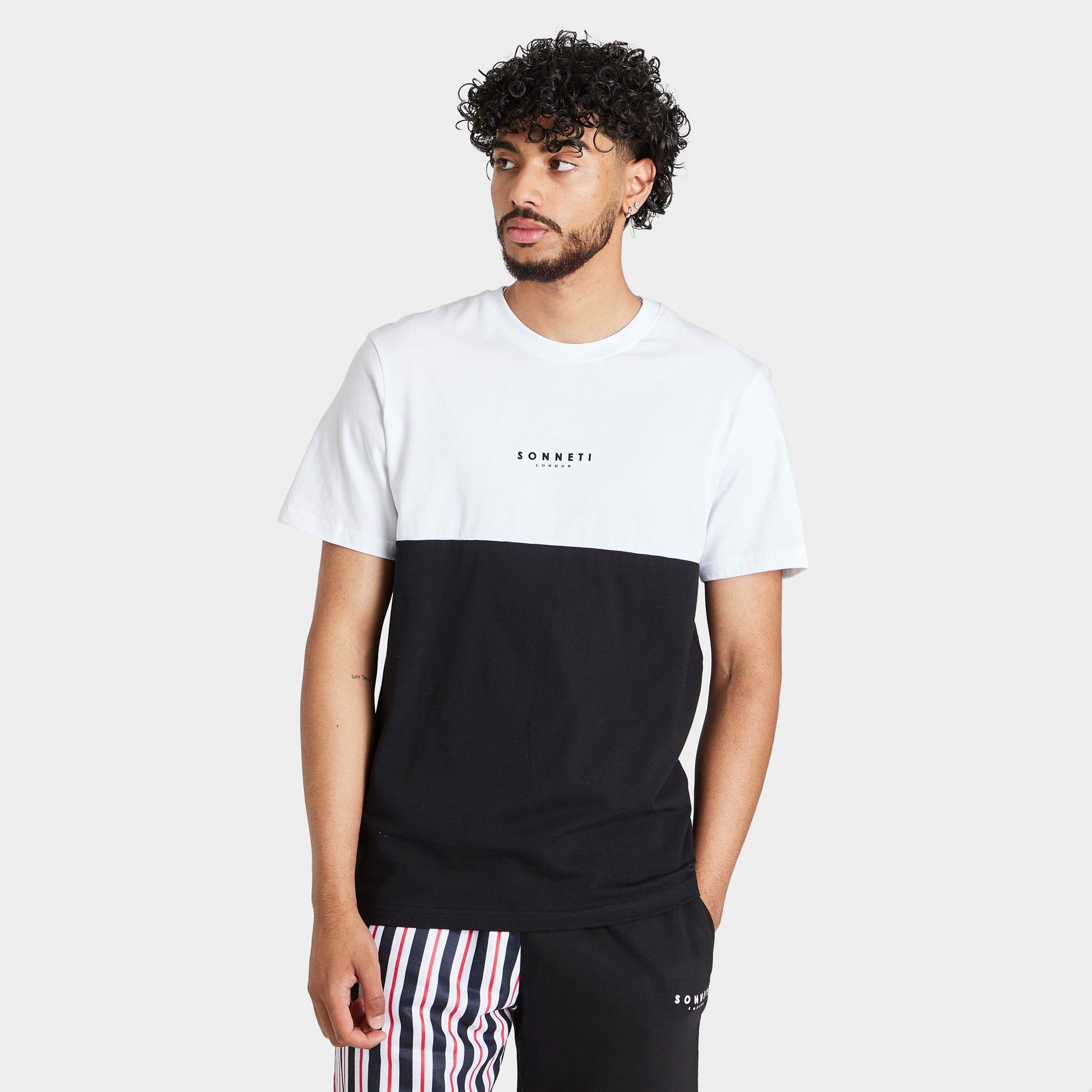 Sonneti London Split T-shirt / Jet Black sold by JD Sports