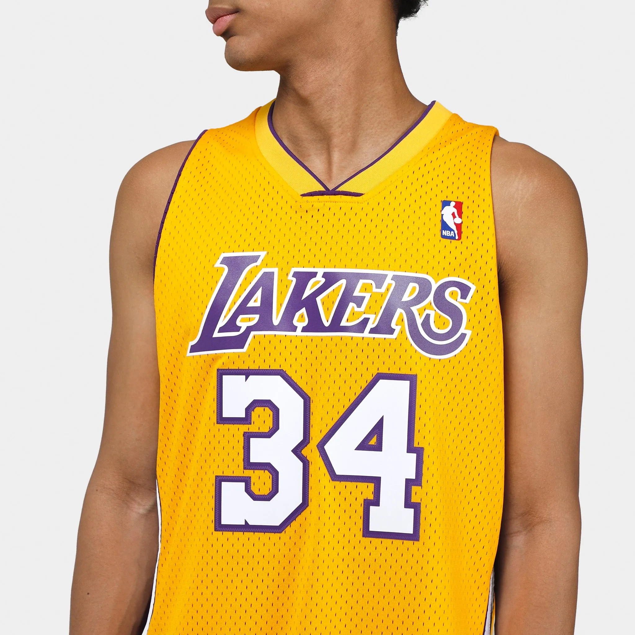 Mitchell & Ness NBA Los Angeles Lakers Shaq O'Neal Swingman Jersey / Gold sold by JD Sports product image thumbnail 4