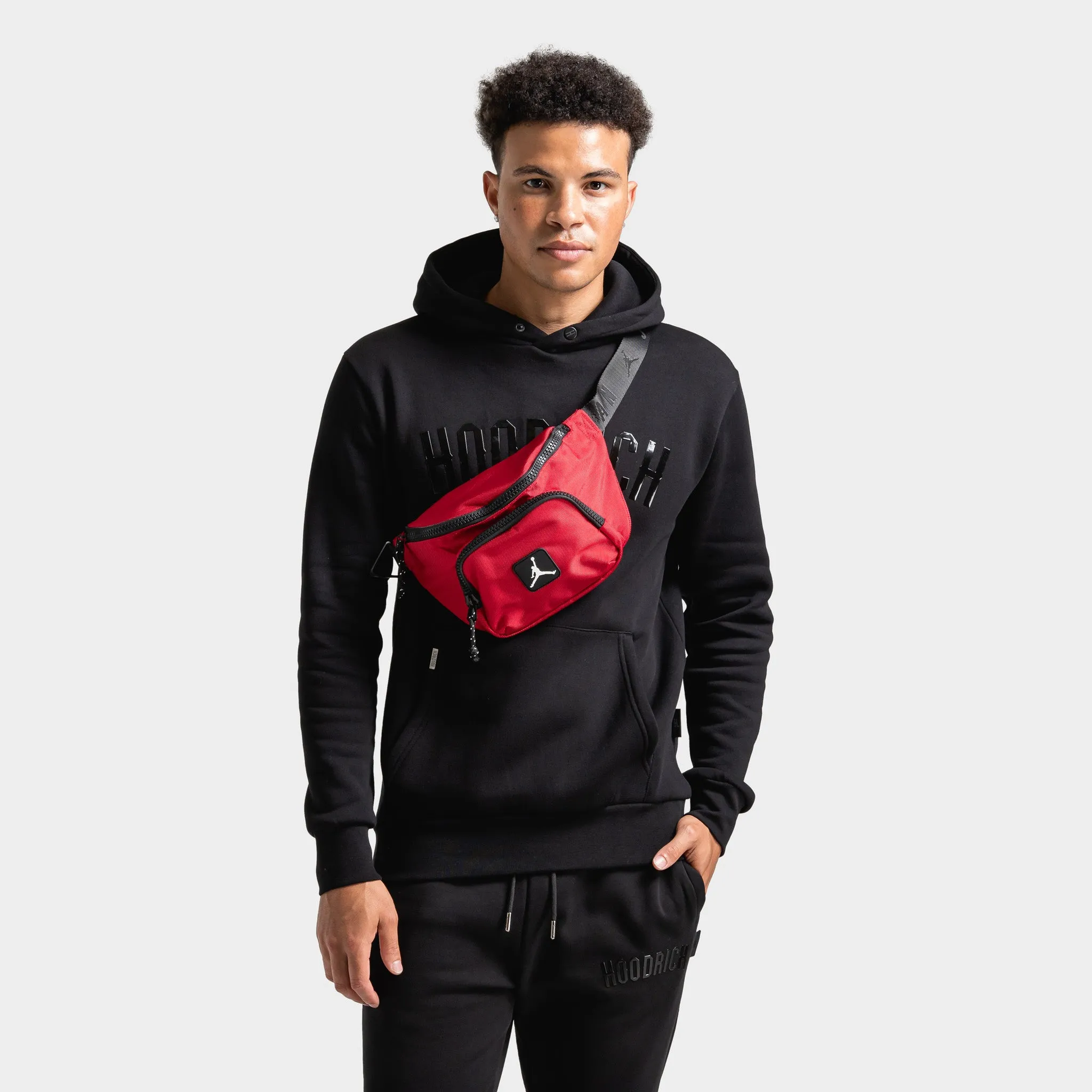 Jordan Rise Crossbody Bag / Gym Red sold by JD Sports