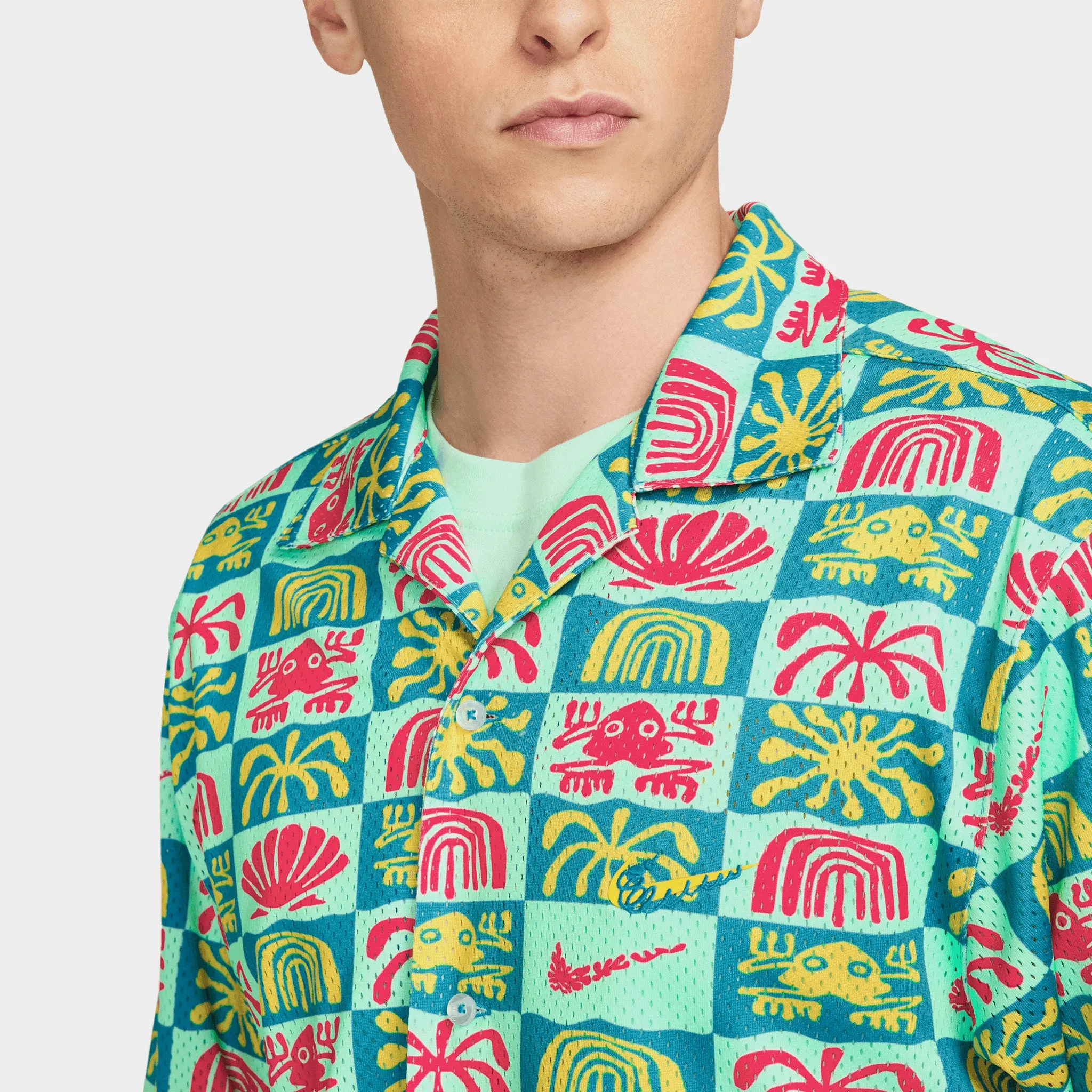 Nike Spring Break Button Up Shirt Laser Blue / Mint Foam sold by JD Sports product image thumbnail 3
