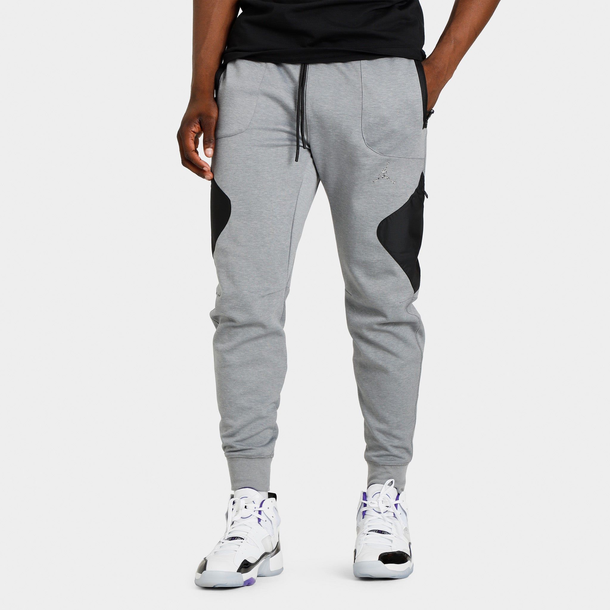 Jordan Dri-FIT Air Fleece Pants Carbon Heather / Black - Reflective Silver sold by JD Sports product image thumbnail 2