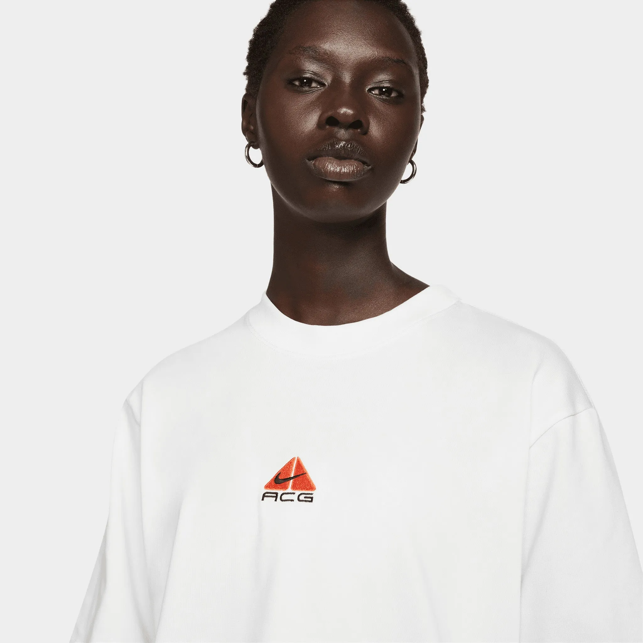 Nike ACG Women’s Short-Sleeve T-shirt Summit White / Electro Orange - Black sold by JD Sports product image thumbnail 3