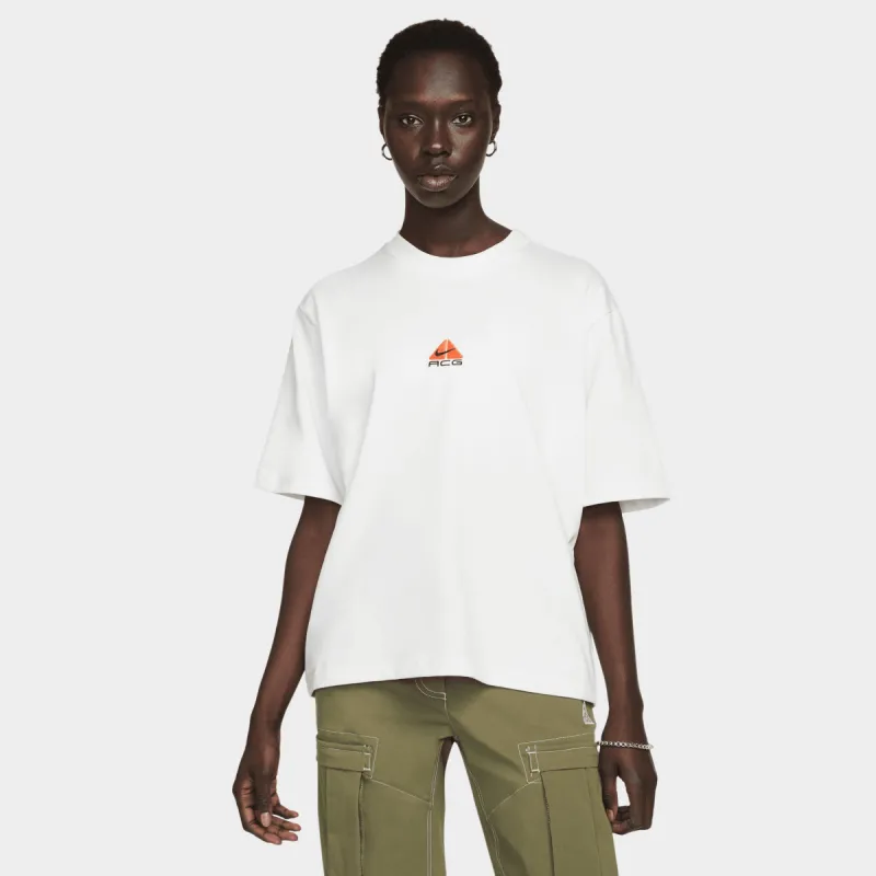 Nike ACG Womenâ€™s Short-Sleeve T-shirt Summit White / Electro Orange - Black sold by JD Sports