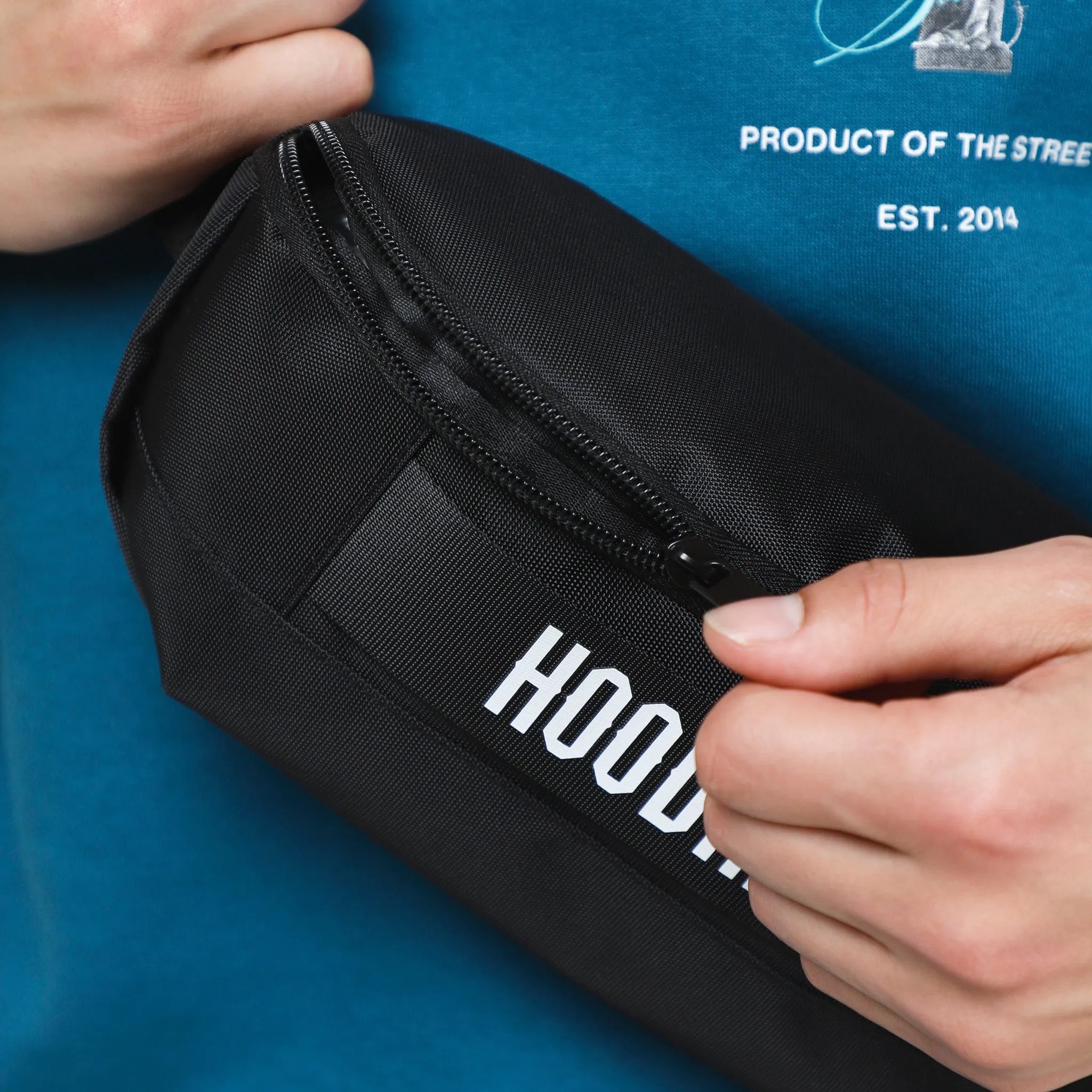 Hoodrich OG Core Crossbody Bag / Black sold by JD Sports product image thumbnail 3