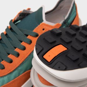 Nike Waffle One SE Pro Green / Black - Rust Oxide sold by JD Sports
