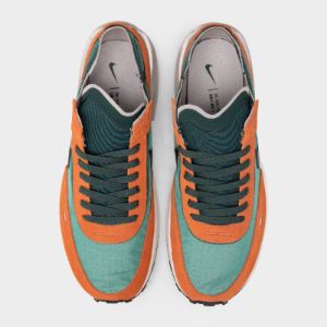 Nike Waffle One SE Pro Green / Black - Rust Oxide sold by JD Sports
