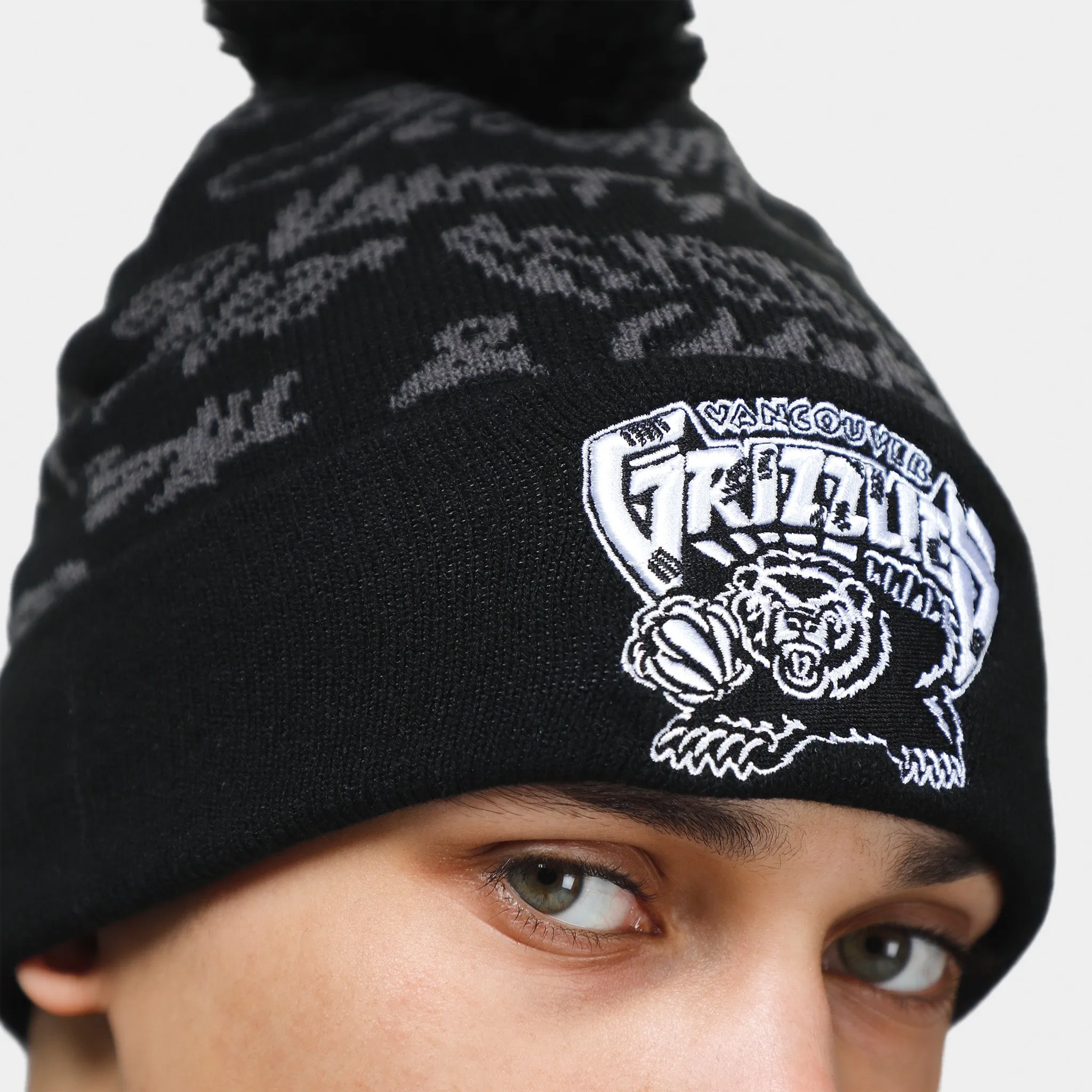 Mitchell and Ness Vancouver Grizzlies Meaningful Words Knit Hat / Black sold by JD Sports product image thumbnail 4