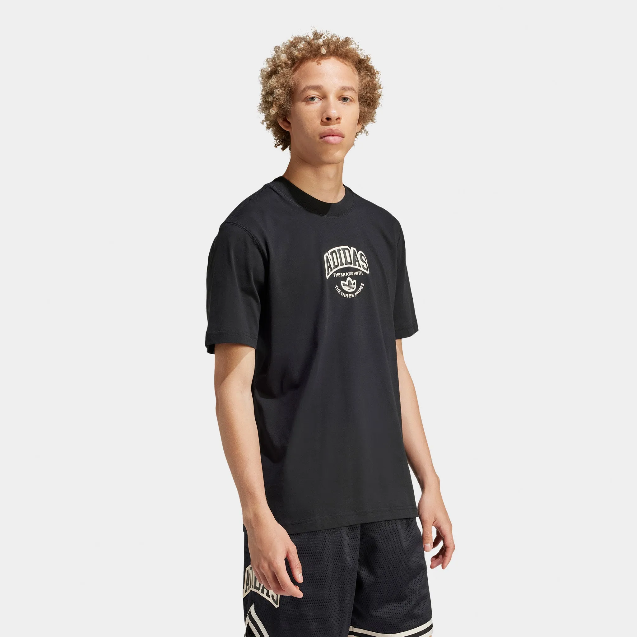 Tシャツ・カットソー adidas Leisure Badge Tee Dark Blue JD6347 adidas Designed-for-Training Legacy Tee - Blue | Free
