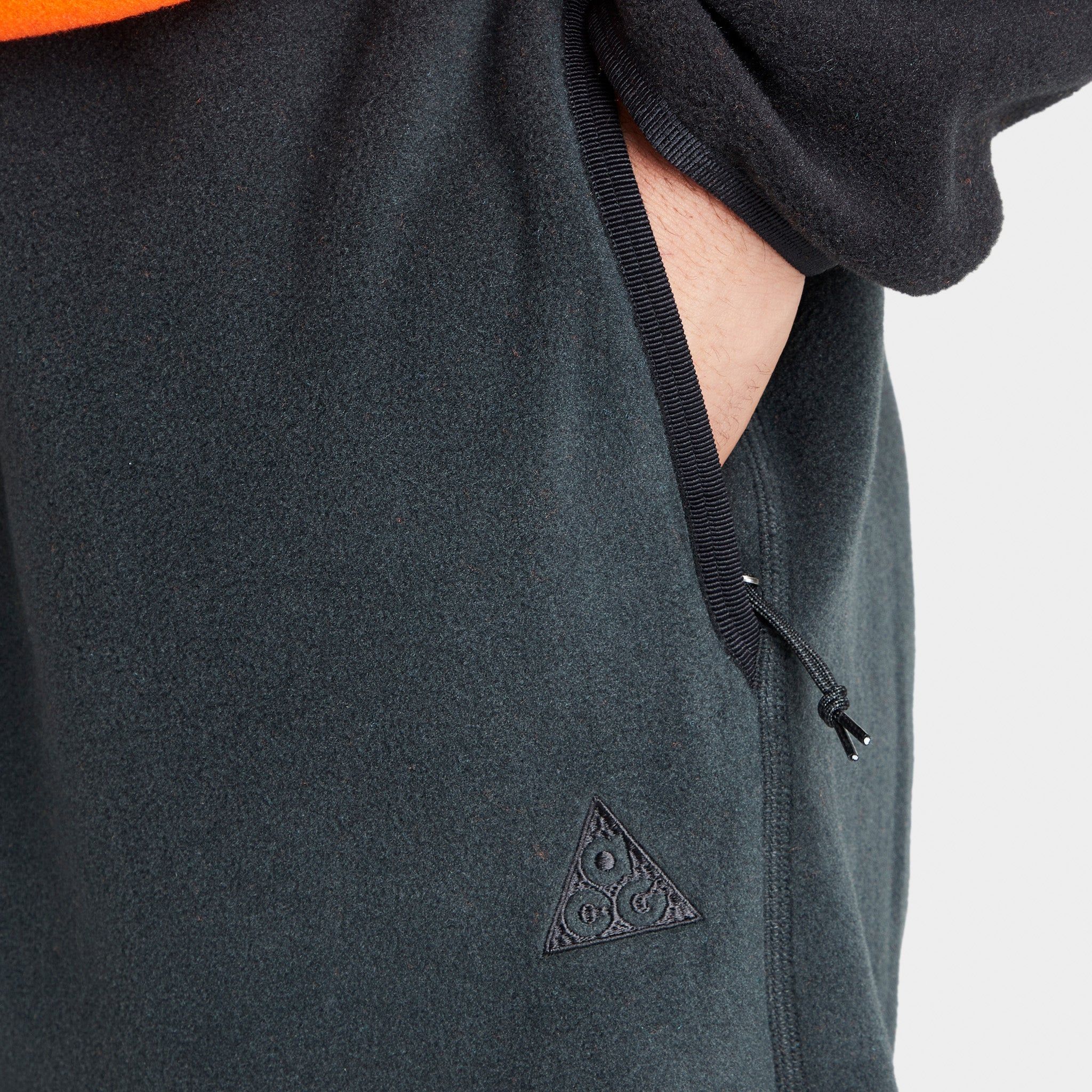 Nike ACG Polartec Wolf Tree Pants Off Noir / Black - Black sold by JD Sports product image thumbnail 3