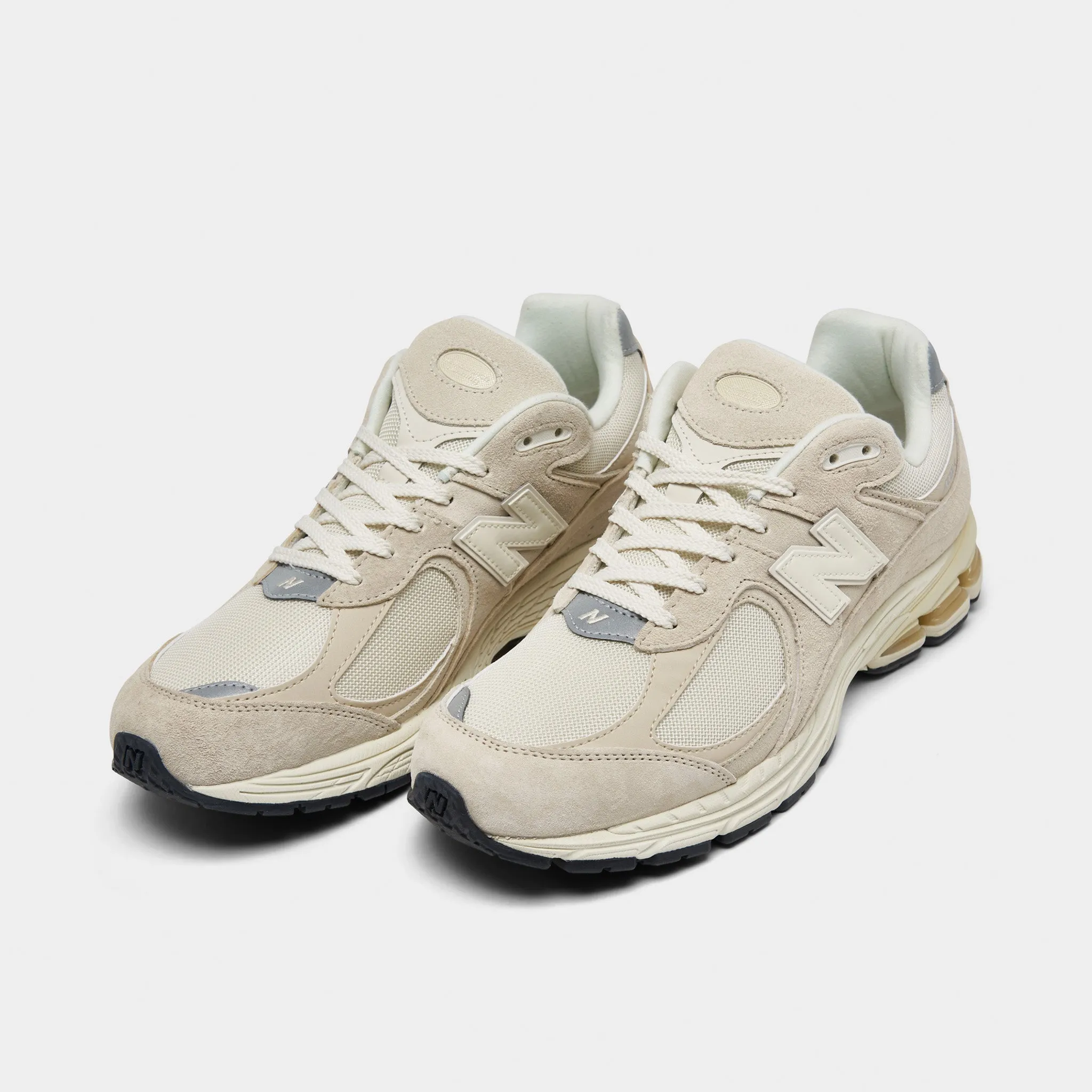 New Balance M2002RCC Calm Taupe / Angora - Silver Metallic sold by JD Sports product image thumbnail 2