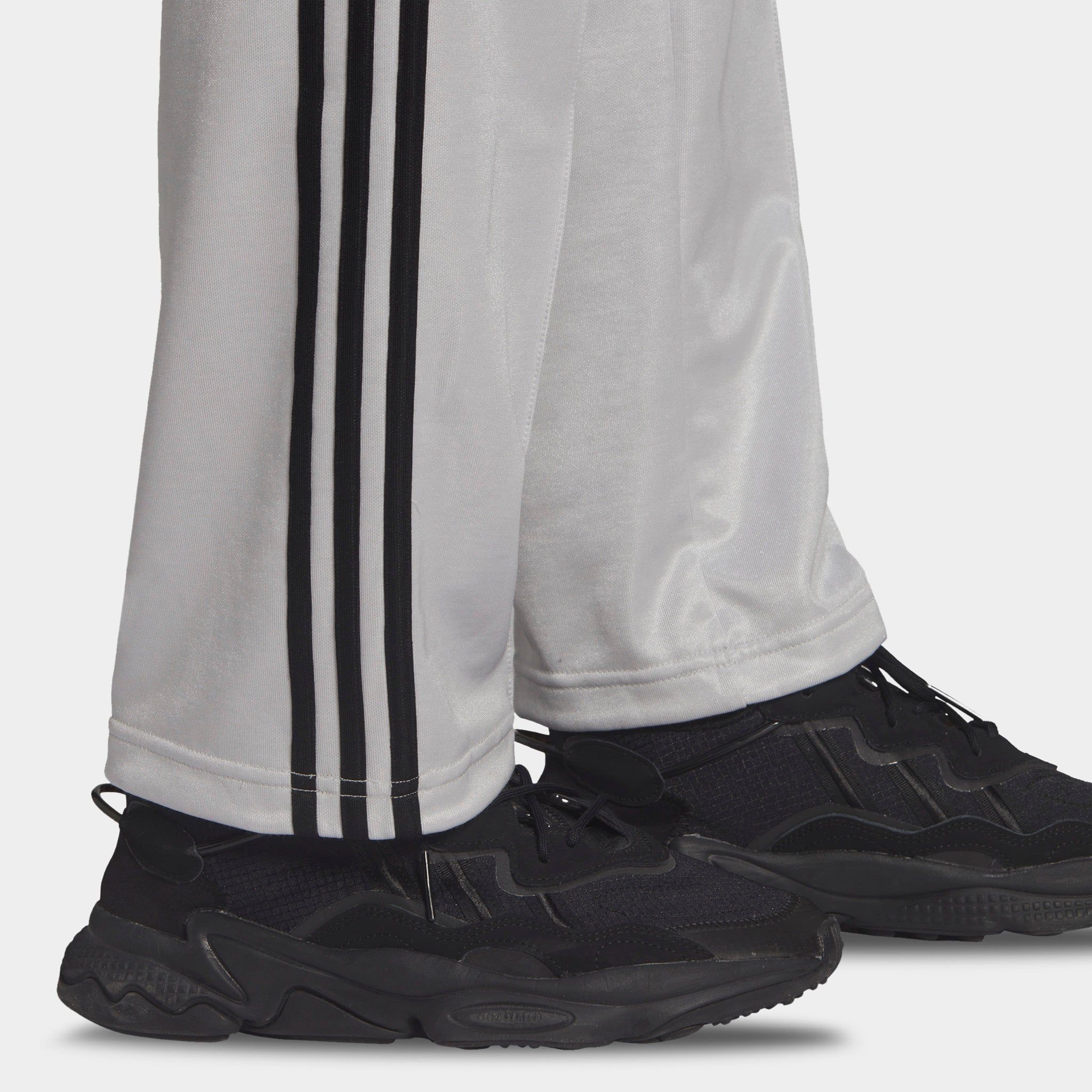 adidas Originals Women's Adicolor Classics High-Shine Straight-Leg Track Pants / Matte Silver sold by JD Sports product image thumbnail 3