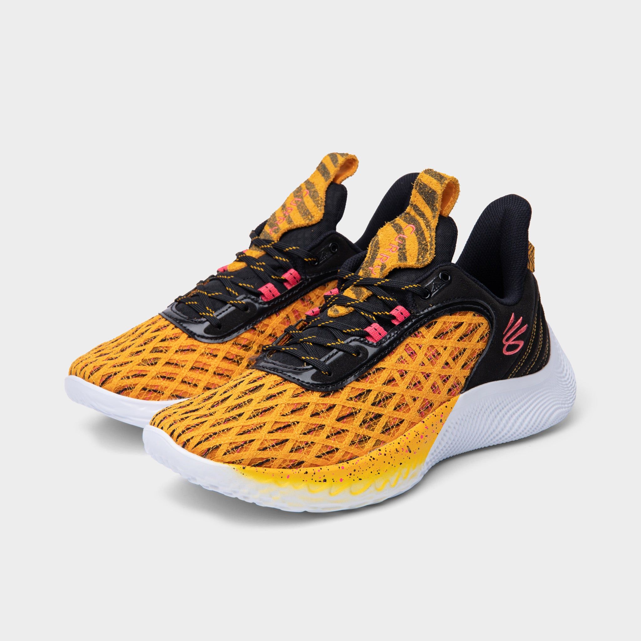 Under Armour Curry Flow 9 Black / Yellow Nectar sold by JD Sports product image thumbnail 2