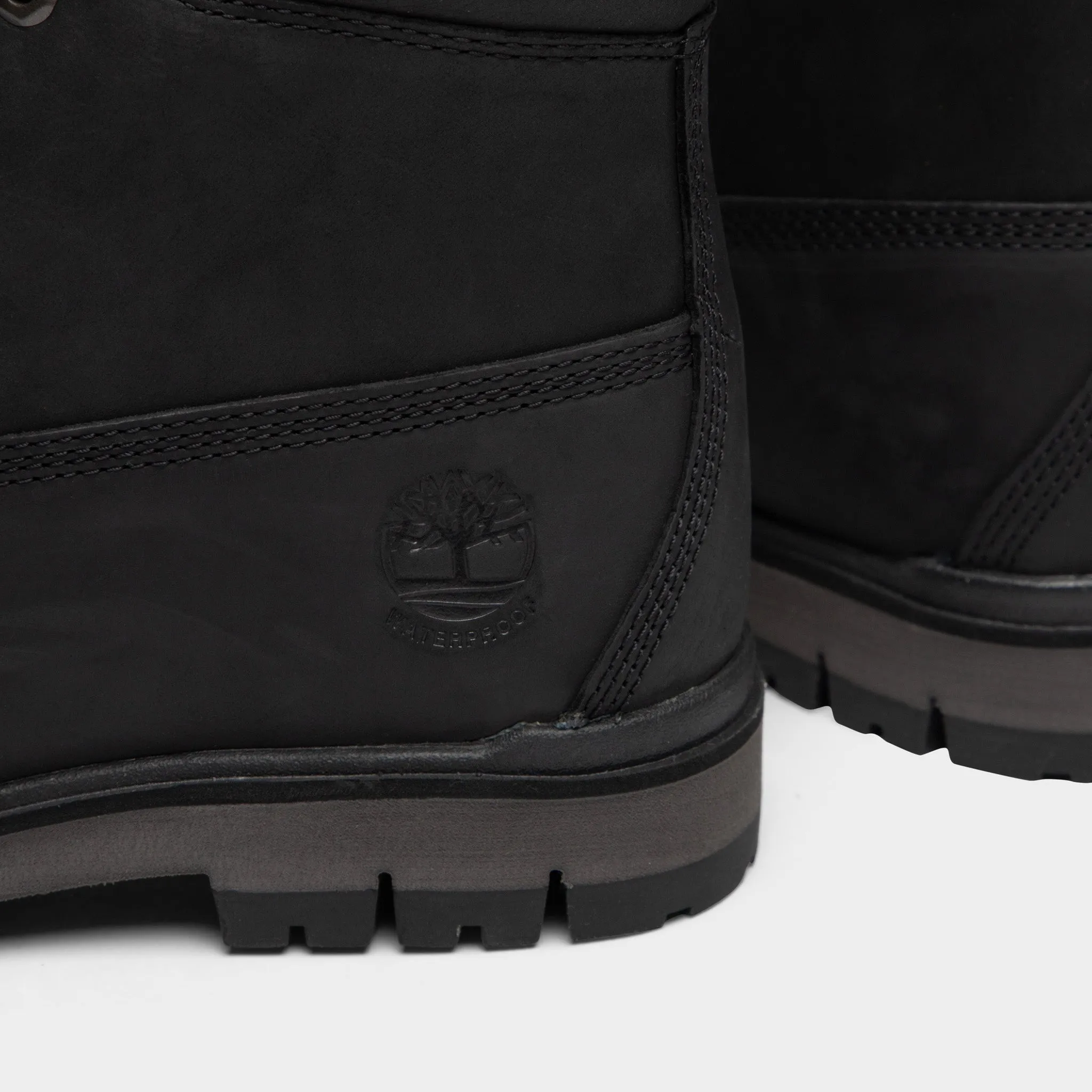 Timberland Radford Boot Black / Black sold by JD Sports product image thumbnail 3