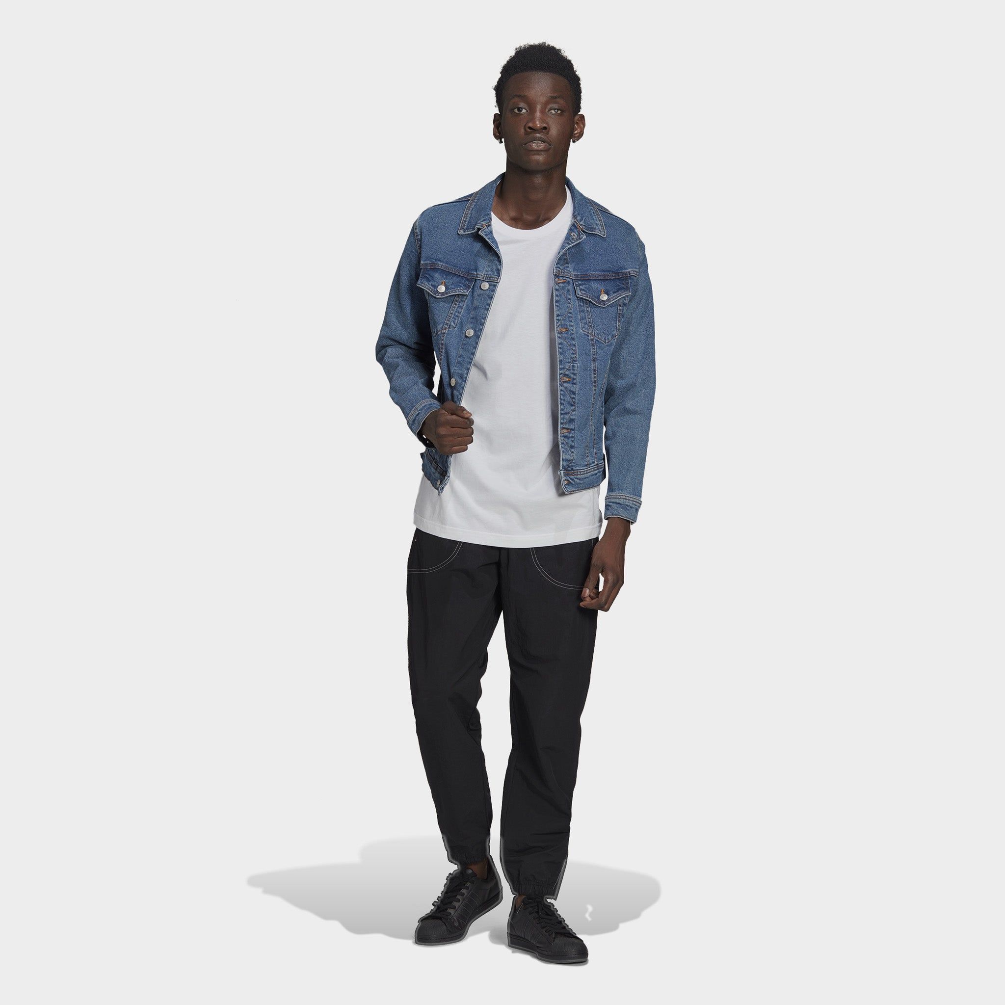 adidas Originals Loungewear Adicolor Essentials Trefoil T-shirt / White sold by JD Sports product image thumbnail 5