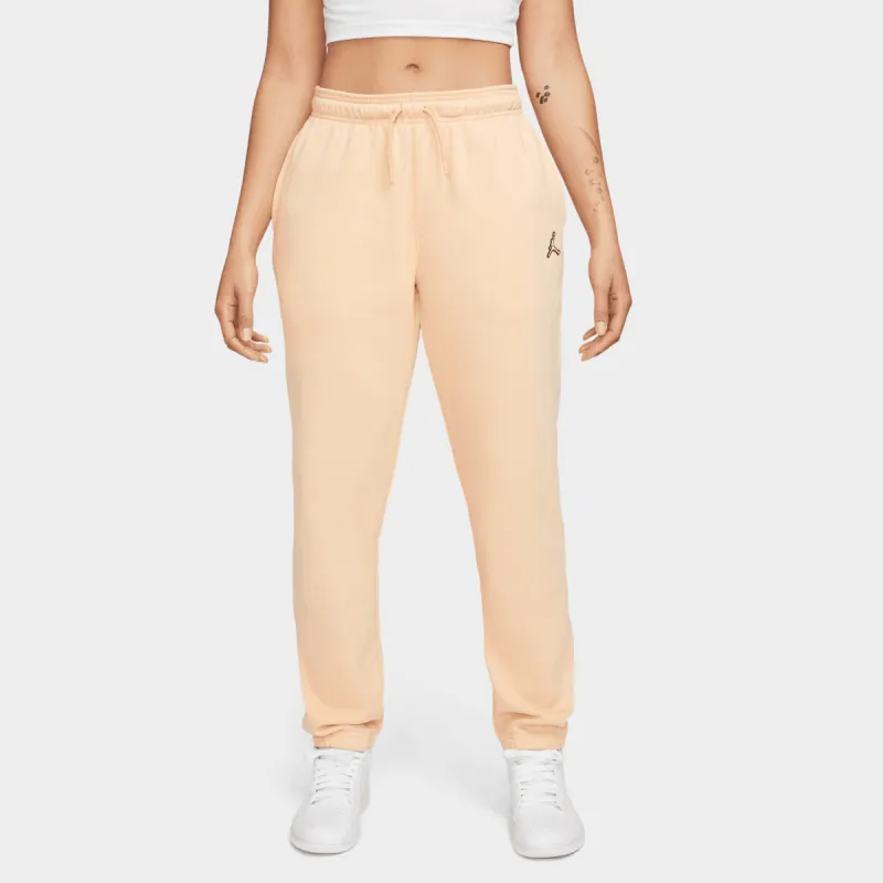 Jordan Women's Essentials Fleece Pants / White Onyx sold by JD Sports