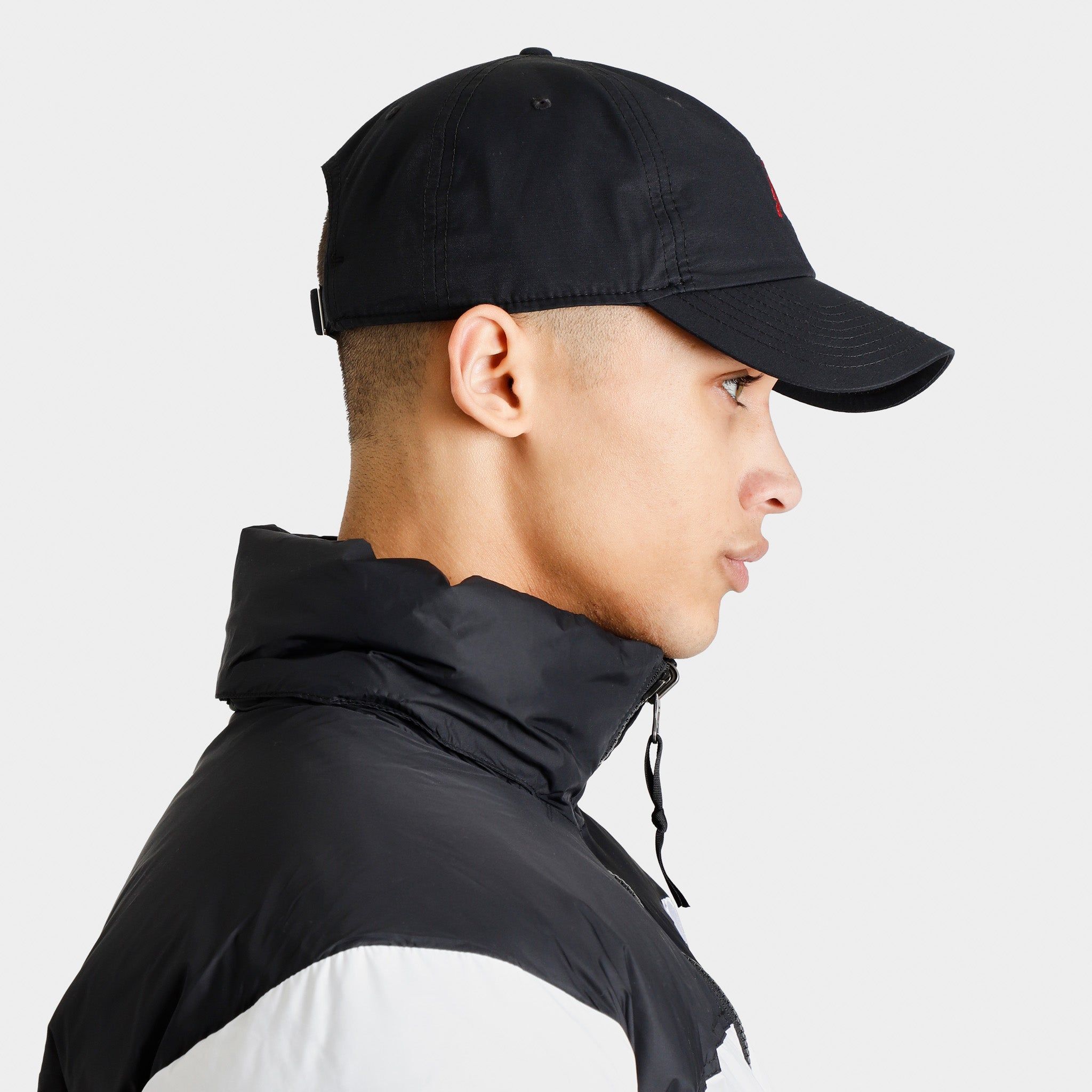 Jordan Jumpman Heritage86 Washed Cap Black / Gym Red sold by JD Sports product image thumbnail 3