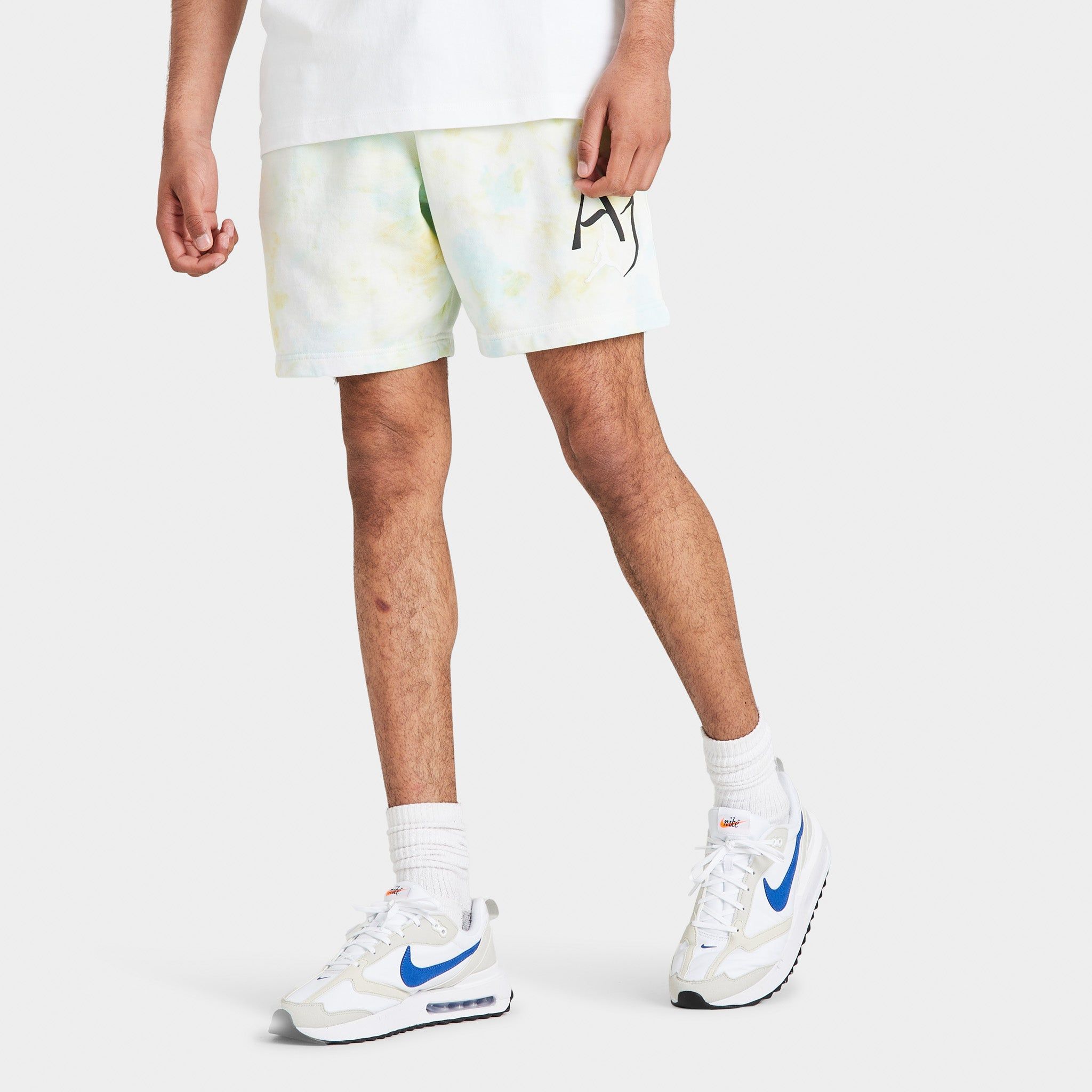 Jordan Sport DNA Fleece Shorts / Doll sold by JD Sports