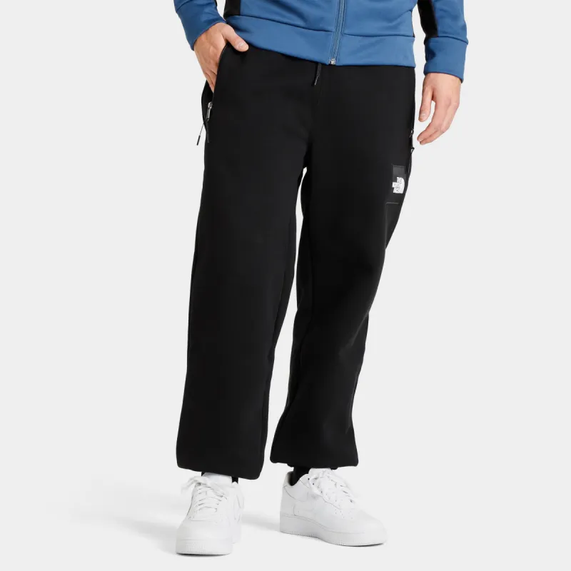The North Face Heavyweight Box Fleece Sweatpants TNF Black / TNF Black sold by JD Sports