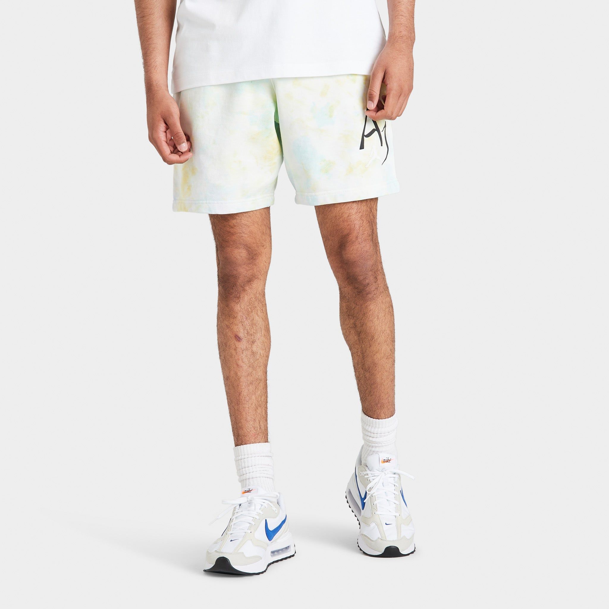 Jordan Sport DNA Fleece Shorts / Doll sold by JD Sports product image thumbnail 3