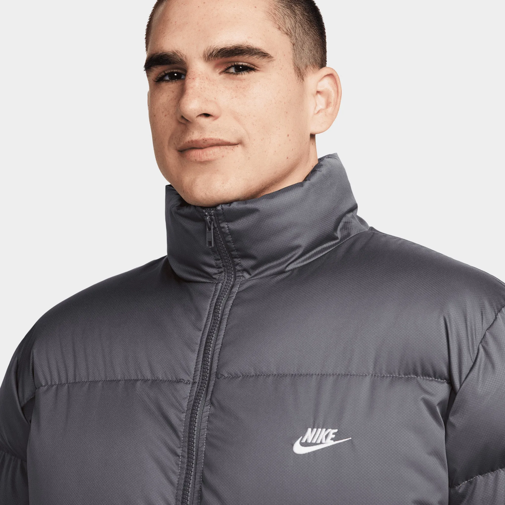 Nike Sportswear Club Puffer Jacket Iron Grey / White sold by JD Sports product image thumbnail 3