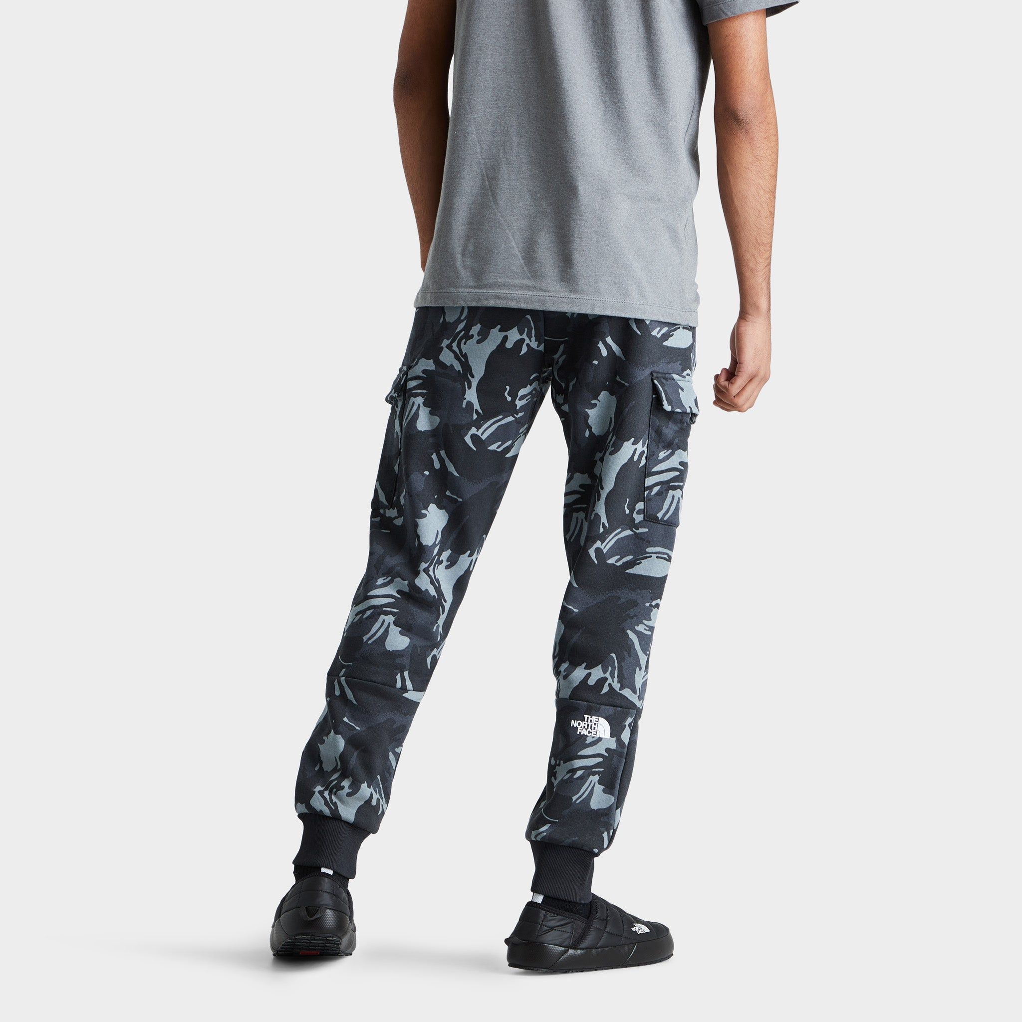 The North Face Bondi Cargo Jogger Pants / Vanadis Grey Tonal Camo Print sold by JD Sports product image thumbnail 2