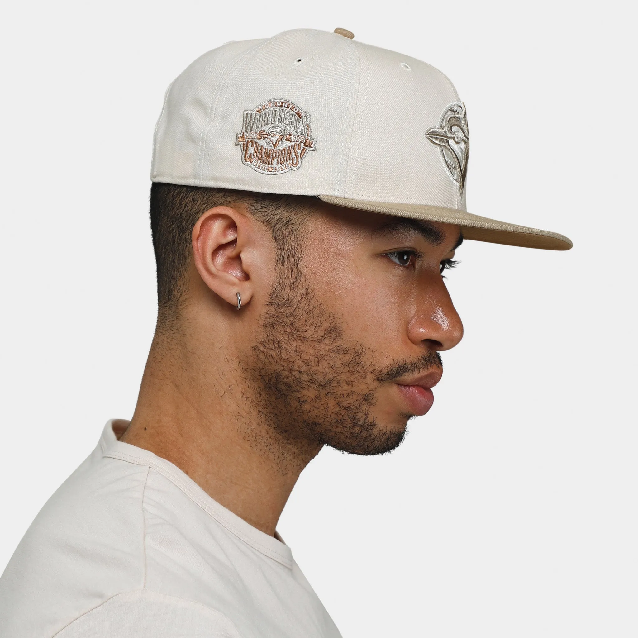 47 Brand Toronto Blue Jays Sierra Sure Shot Captain Snapback Natural / Khaki sold by JD Sports product image thumbnail 3