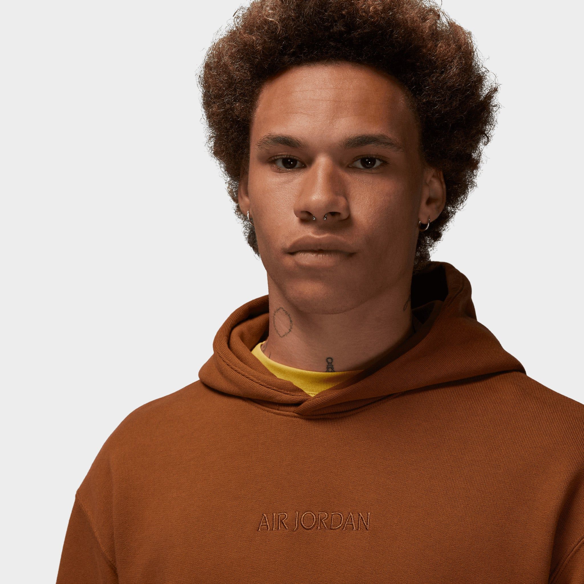 Mitchell & Ness Toronto Raptors Varsity Oversized T-shirt / Black sold by JD Sports product image thumbnail 5